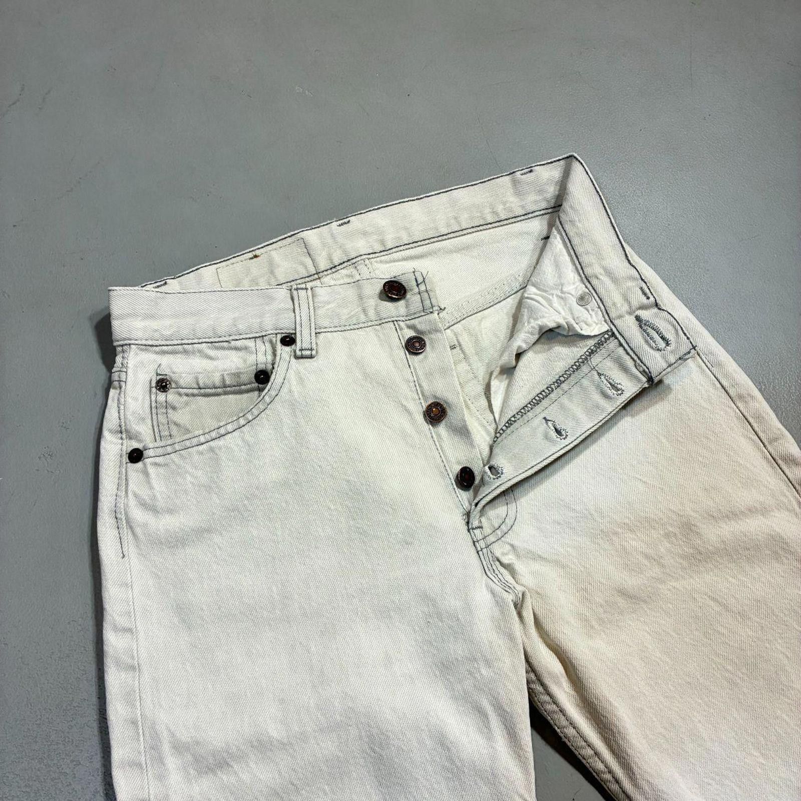 Levi's 80s Levi's Light Acid Wash 501 Jeans 27 x 29.5 Button-Fly Size US 28 / EU 44 - 2 Thumbnail