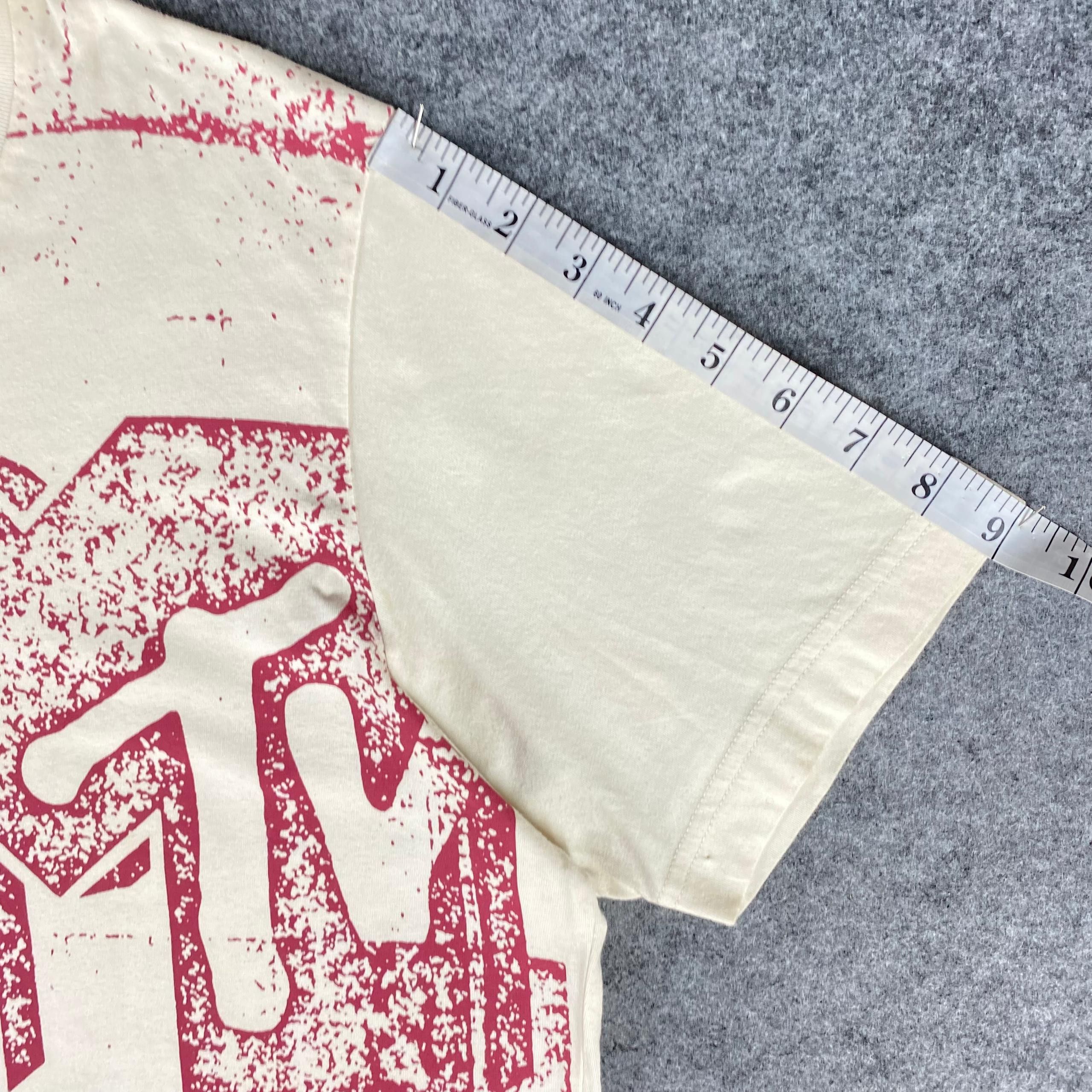 Uniqlo Vintage Music Television by Uniqlo Tshirt Size US L / EU 52-54 / 3 - 5 Thumbnail