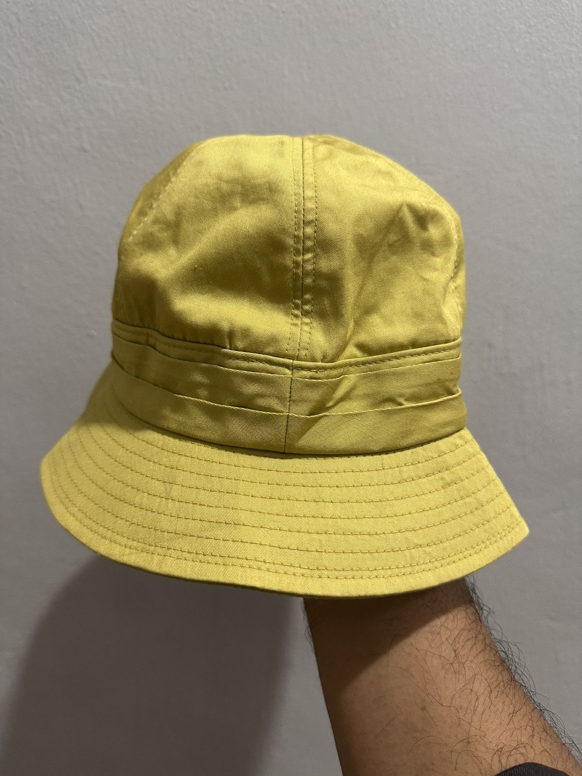 Balenciaga 90’s Balenciaga Golf Bucket Hat Size ONE SIZE - 2 Thumbnail