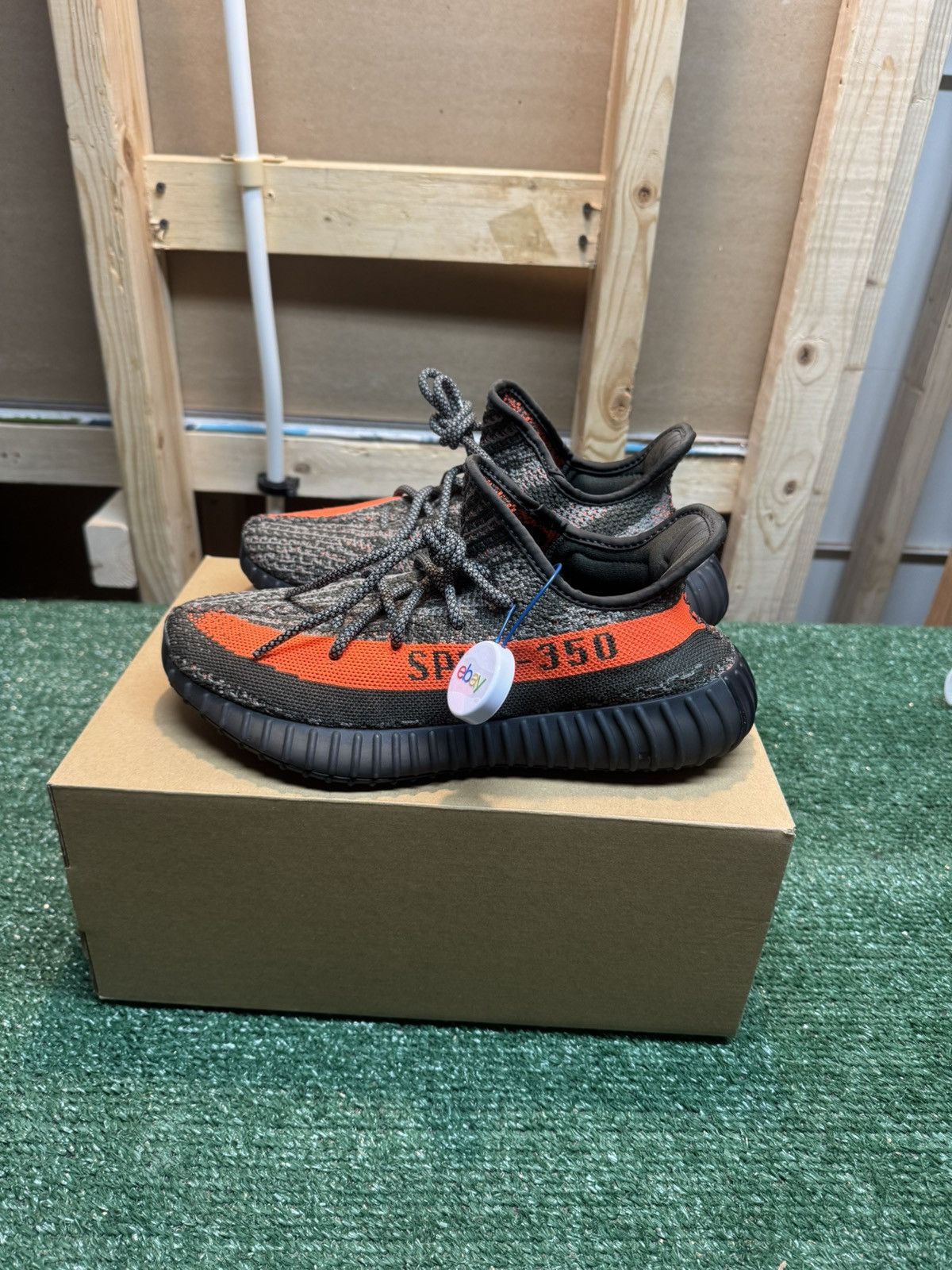 Adidas Adidas Yeezy Boost 350 Carbon Beluga Size 7 Size US 7 / EU 40 - 7 Thumbnail