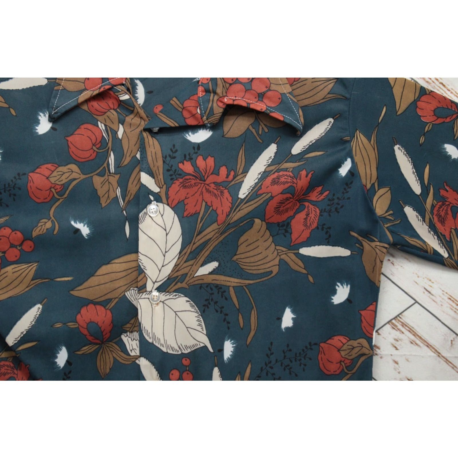 Vintage VTG Leonardo Strassi Shirt Men's 16-16.5 Blue Floral Disco Dagger Retro Art 70's Size US L / EU 52-54 / 3 - 3 Thumbnail