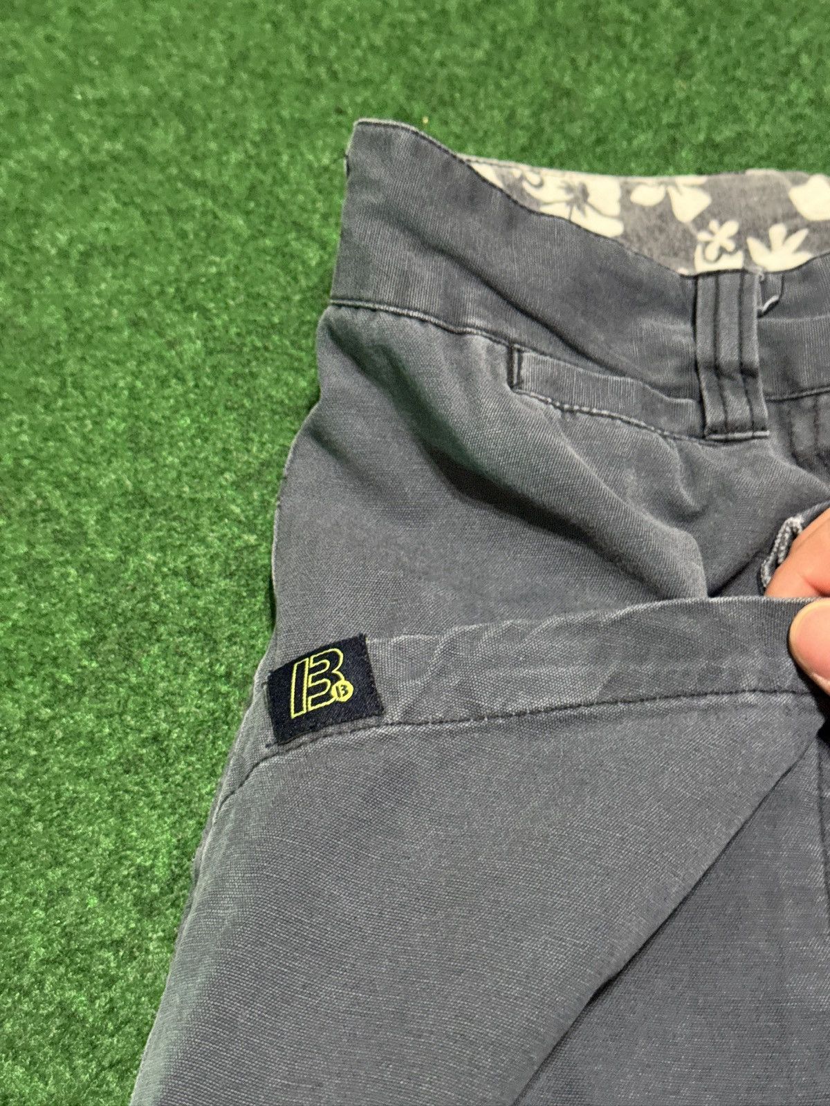 Bugle Boy Bugle Boy Super Baggy Cargo Carpenter 90s Shorts 34 14” Size US 34 / EU 50 - 5 Thumbnail