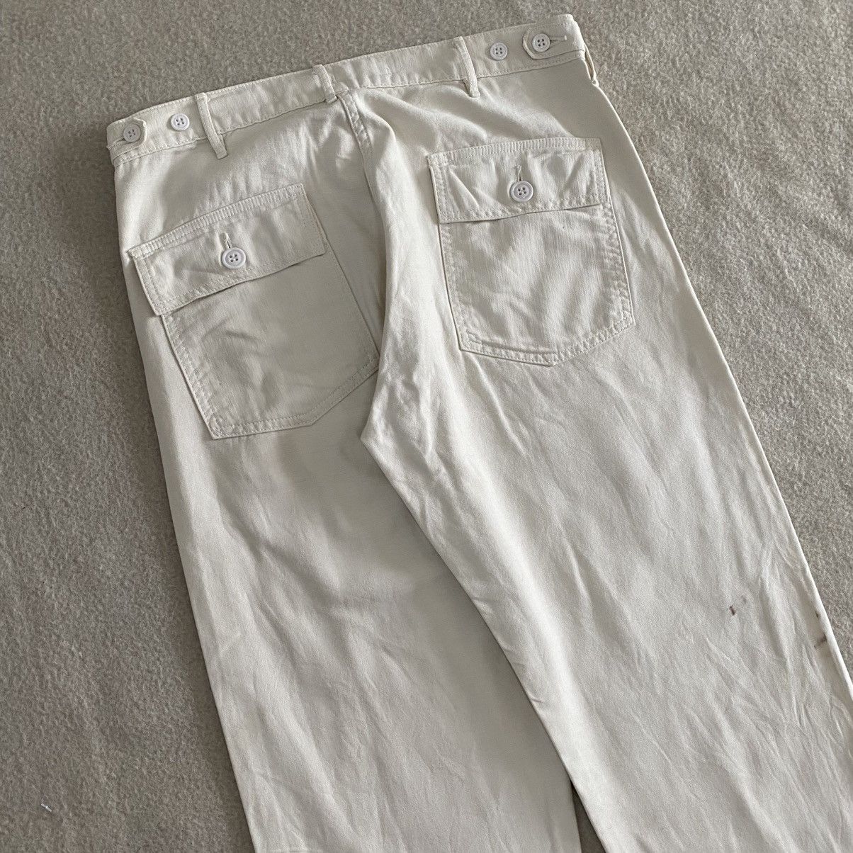 If Six Was Nine × Le Grande Bleu (L.G.B.) × OMNIGOD Omnigod Fatigue Baker Pants White W31 Size US 31 - 5 Thumbnail