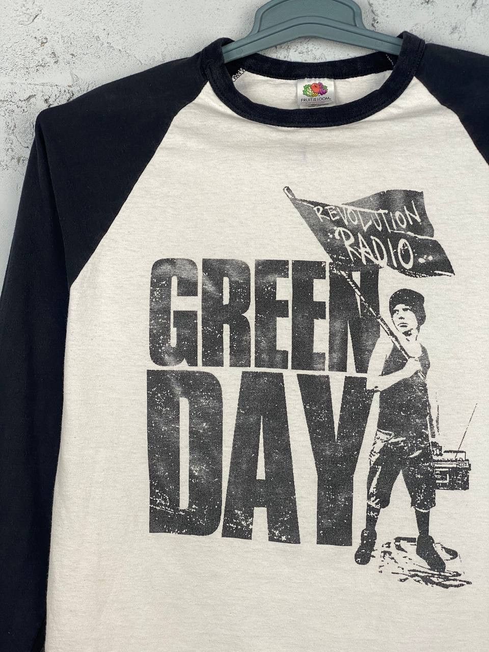 Band Tees × Vintage Vintage Y2K Green Day Revolution Radio Tour Band Tee Size US M / EU 48-50 / 2 - 3 Thumbnail