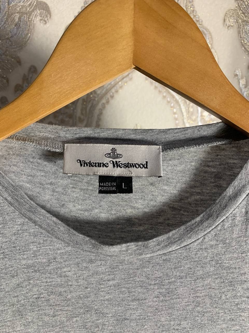 Vivienne Westwood Vintage Vivienne Westwood Italian Designer T-shirt Classic Size US L / EU 52-54 / 3 - 5 Thumbnail