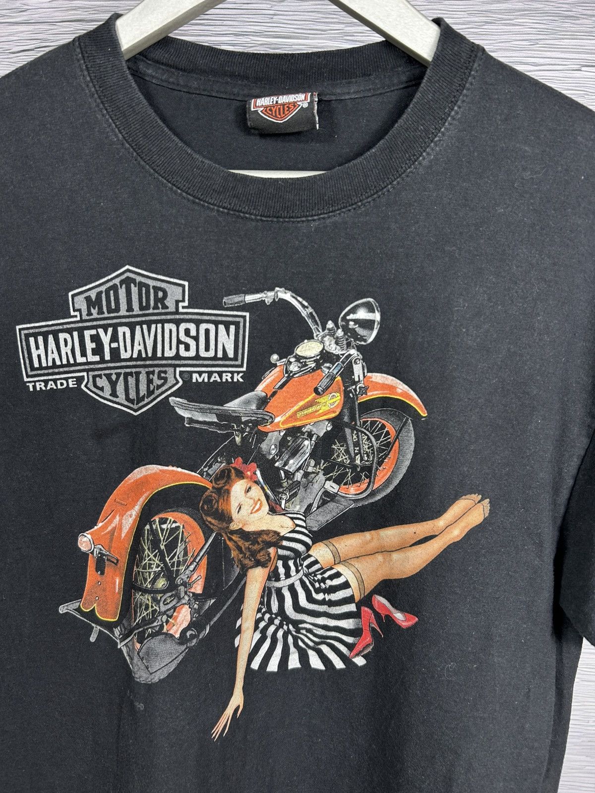 Vintage Vintage Harley Davidson Moto Girl T-Shirt Size M Size US M / EU 48-50 / 2 - 3 Thumbnail