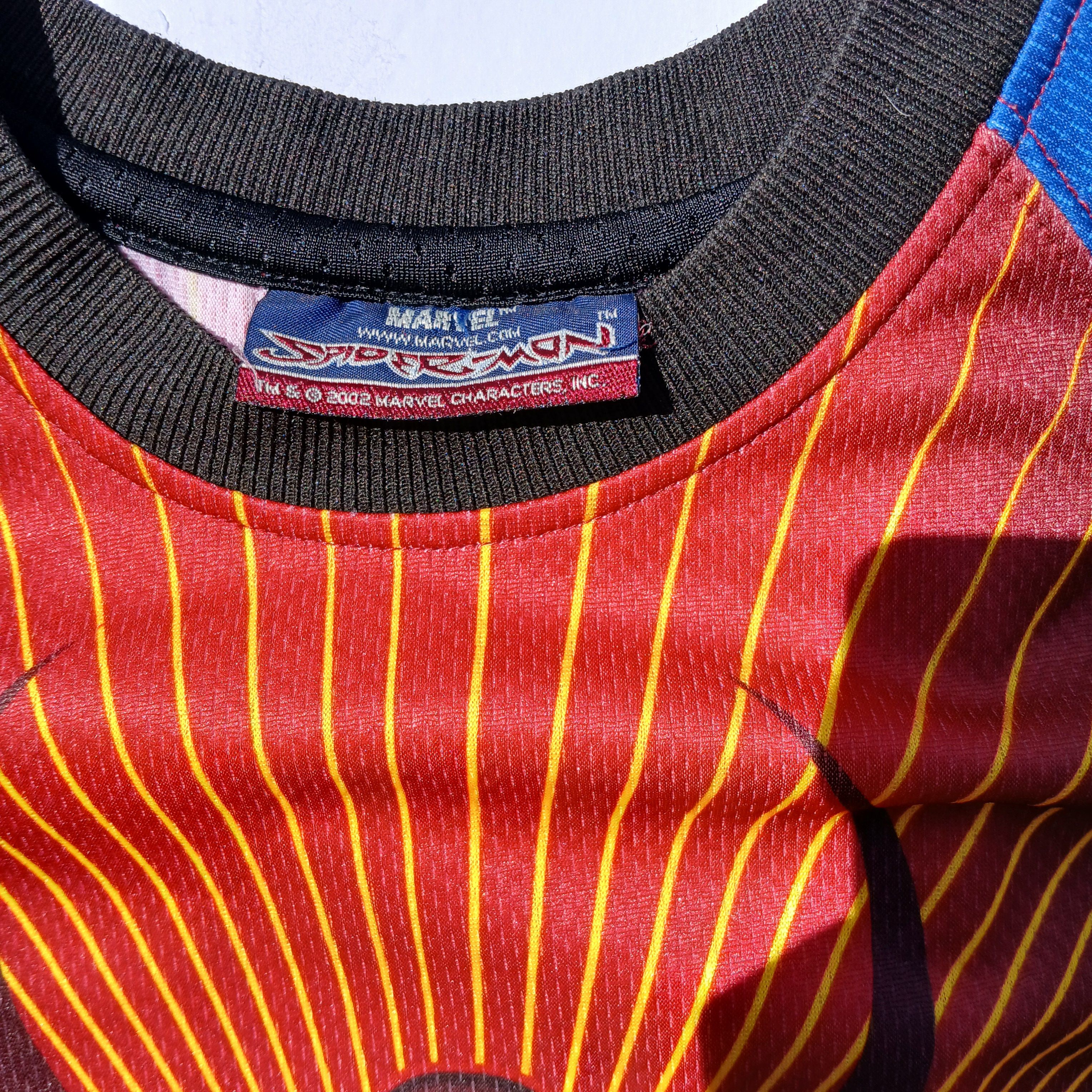 Marvel Comics Spider-Man Graphic Jersey Vintage 2002 Size US S / EU 44-46 / 1 - 4 Thumbnail