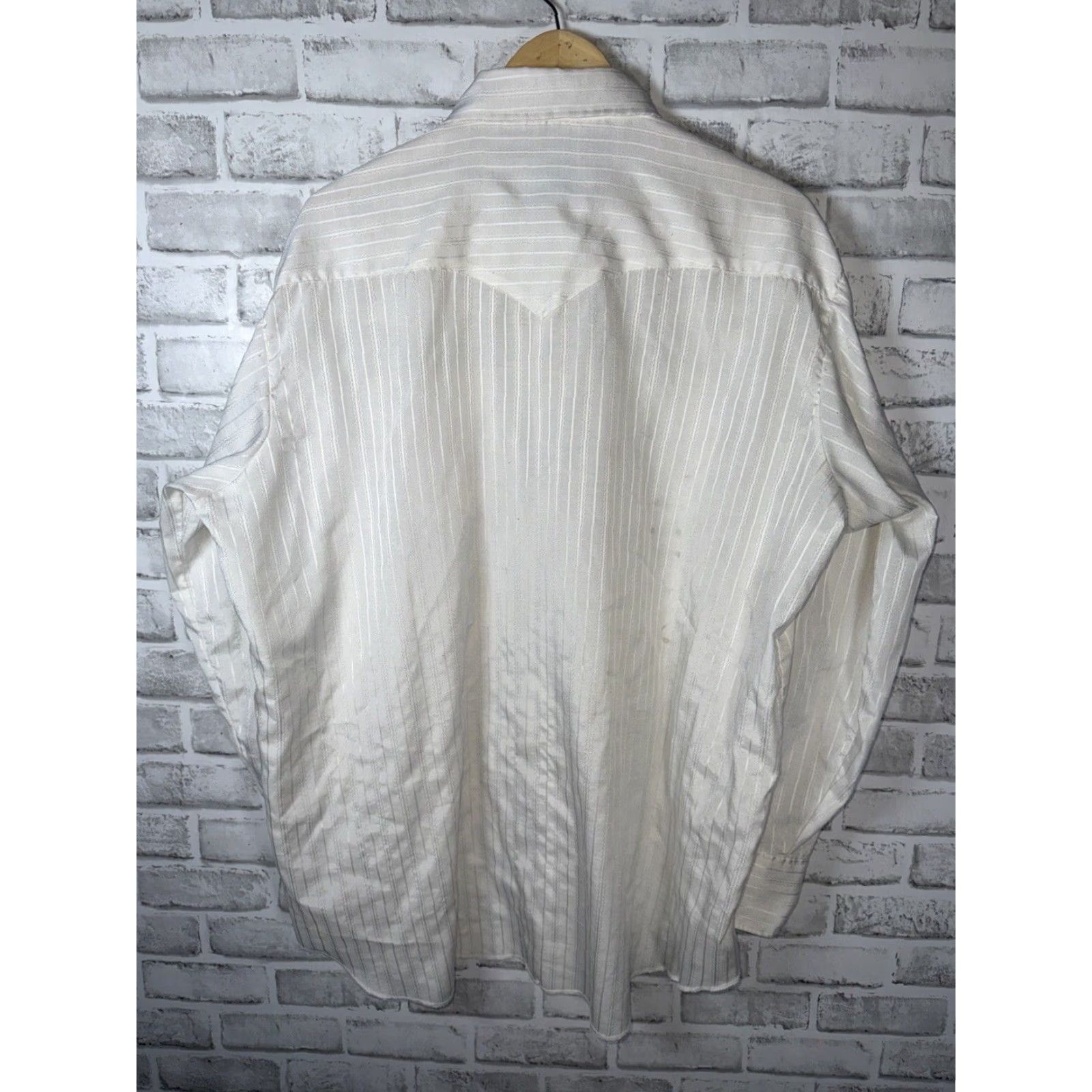 Vintage VINTAGE H Bar C Western Shirt Men White Striped Pearl Snap 18-35 Regular Cotton Blend Button-Up Shirt Mens White, 18, Western Theme, All Seasons Size US XXL / EU 58 / 5 - 7 Thumbnail