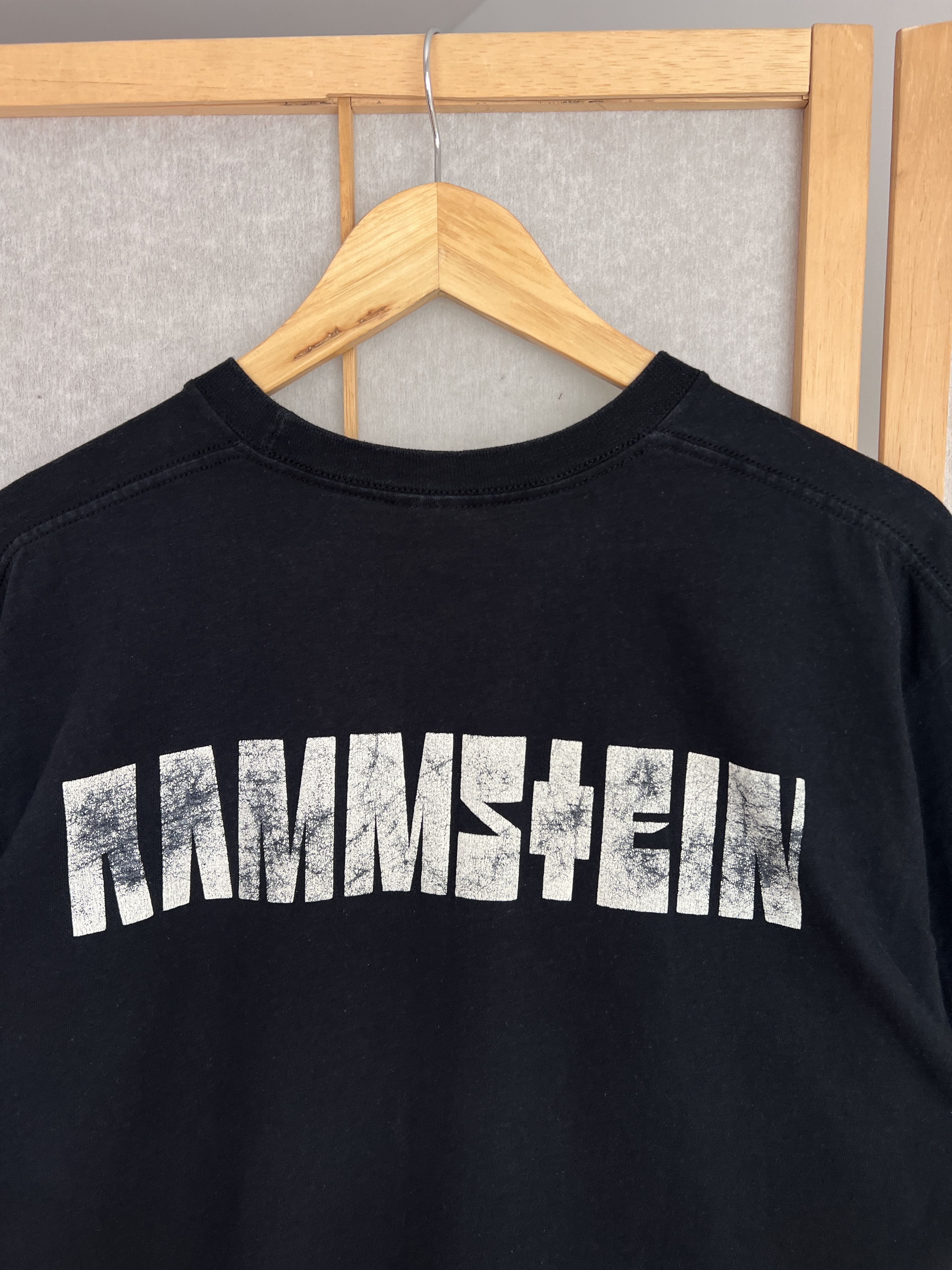 Fruit Of The Loom Rare! Rammstein 2007 Kein Engel t shirt promo album tee tour Size US L / EU 52-54 / 3 - 10 Thumbnail