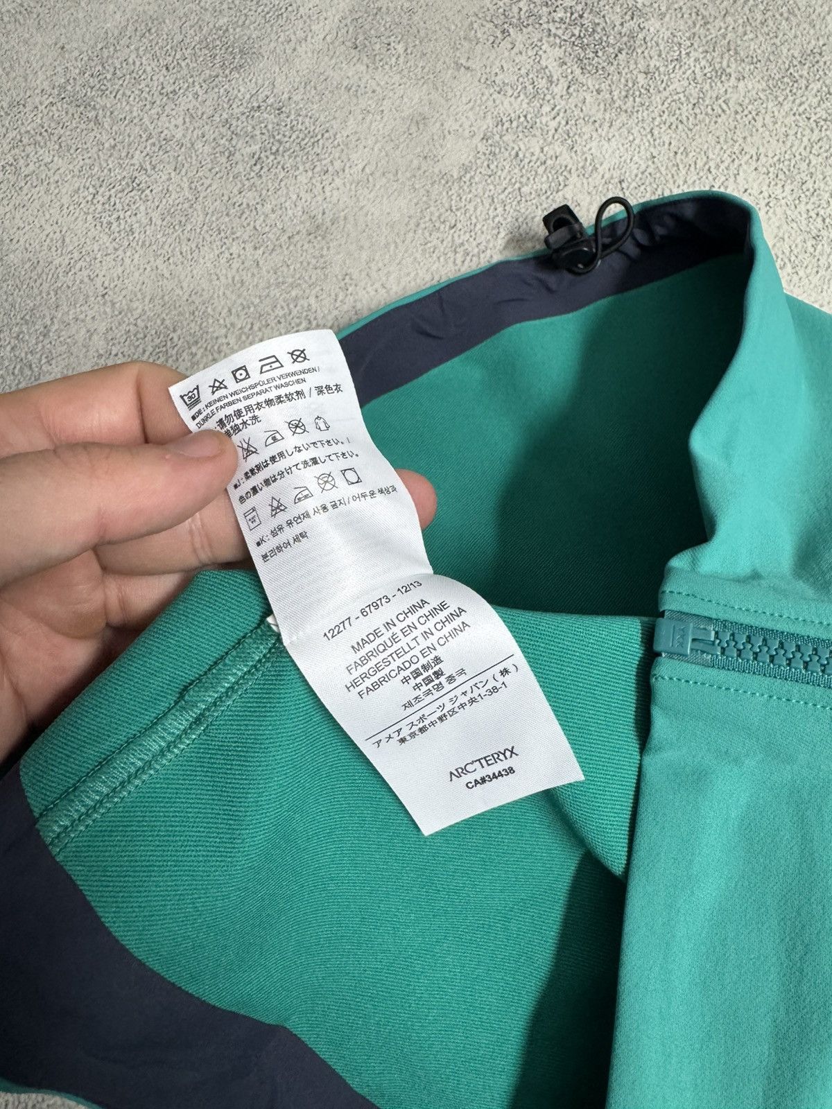 Arc'teryx Vintage Y2k Arc’teryx Gore-Tex XCR Jacket 00’s Size S / US 4 / IT 40 - 15 Thumbnail