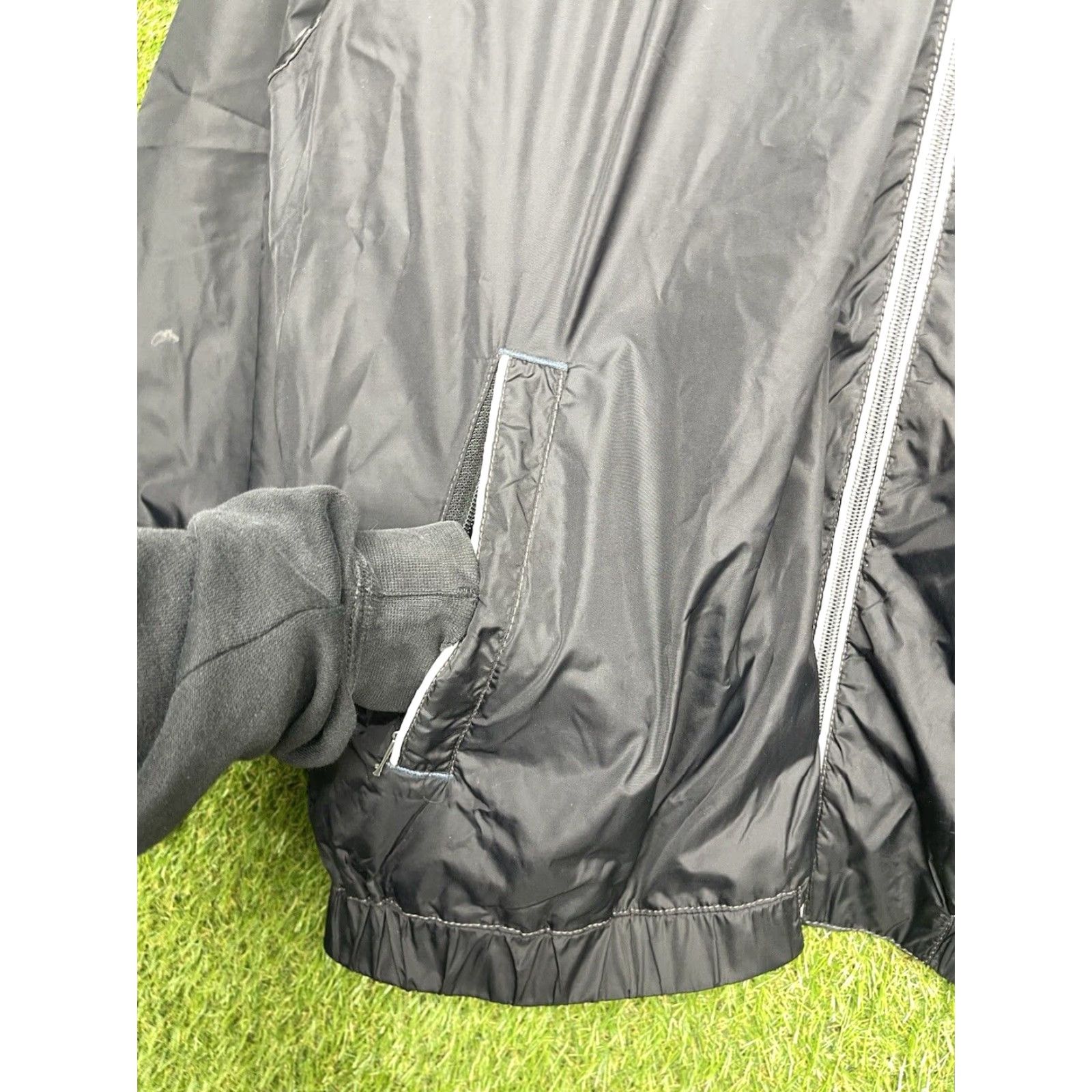 Tommy Bahama Tommy Bahama Jacket Mens Medium Black Nylon Windbreaker Beach Walk Adult Size US M / EU 48-50 / 2 - 7 Thumbnail