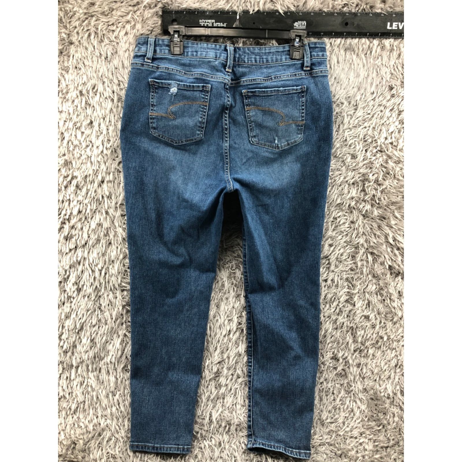 Vintage Time and TRU High Rise Skinny Jeans Plus Size 18 Womens Medium Wash Blue Denim 5-Pocket Design Zip Button Zipper Belt Loops Cotton Vintage No Size 40" / US 18 - 6 Thumbnail