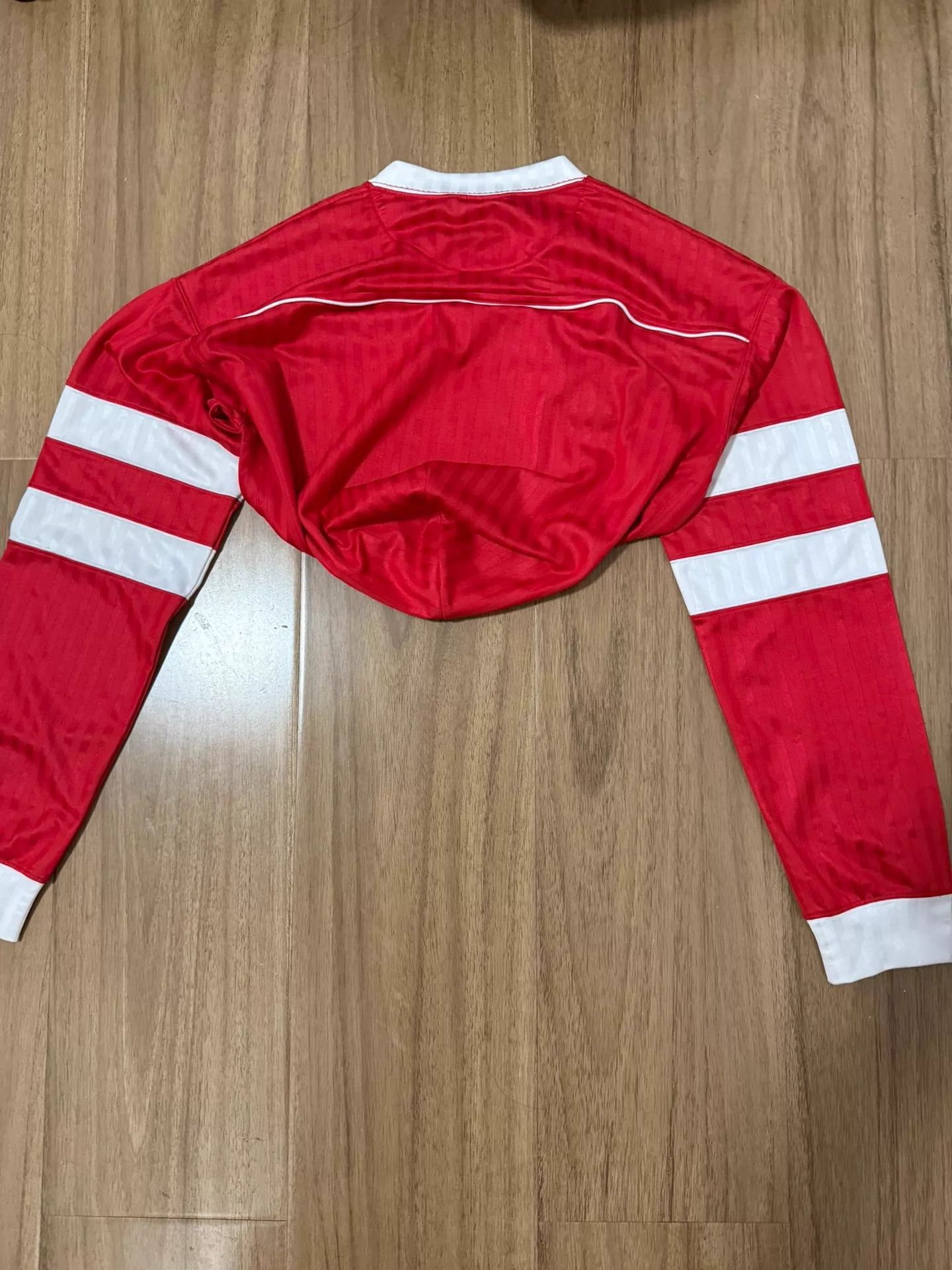 Balenciaga Balenciaga soccer LS crop top red S Size S / US 4 / IT 40 - 3 Thumbnail