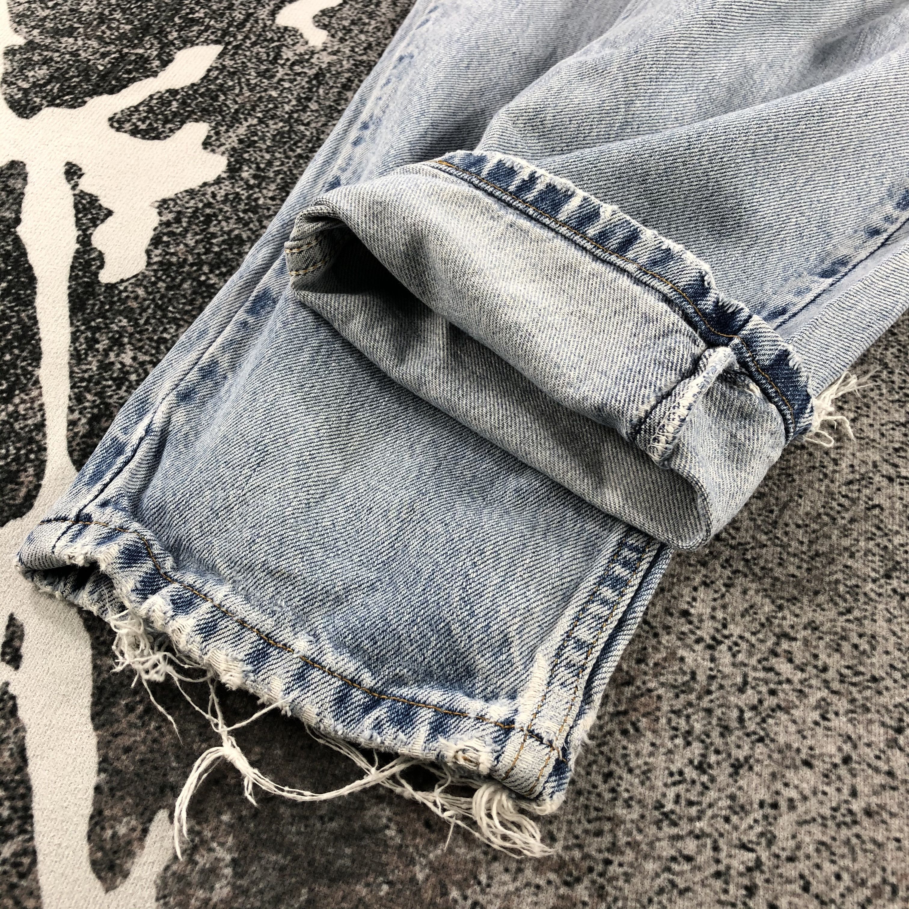 Levi's Vintage Levis 505 Jeans Distressed Denim KJ836 Size US 31 - 7 Thumbnail