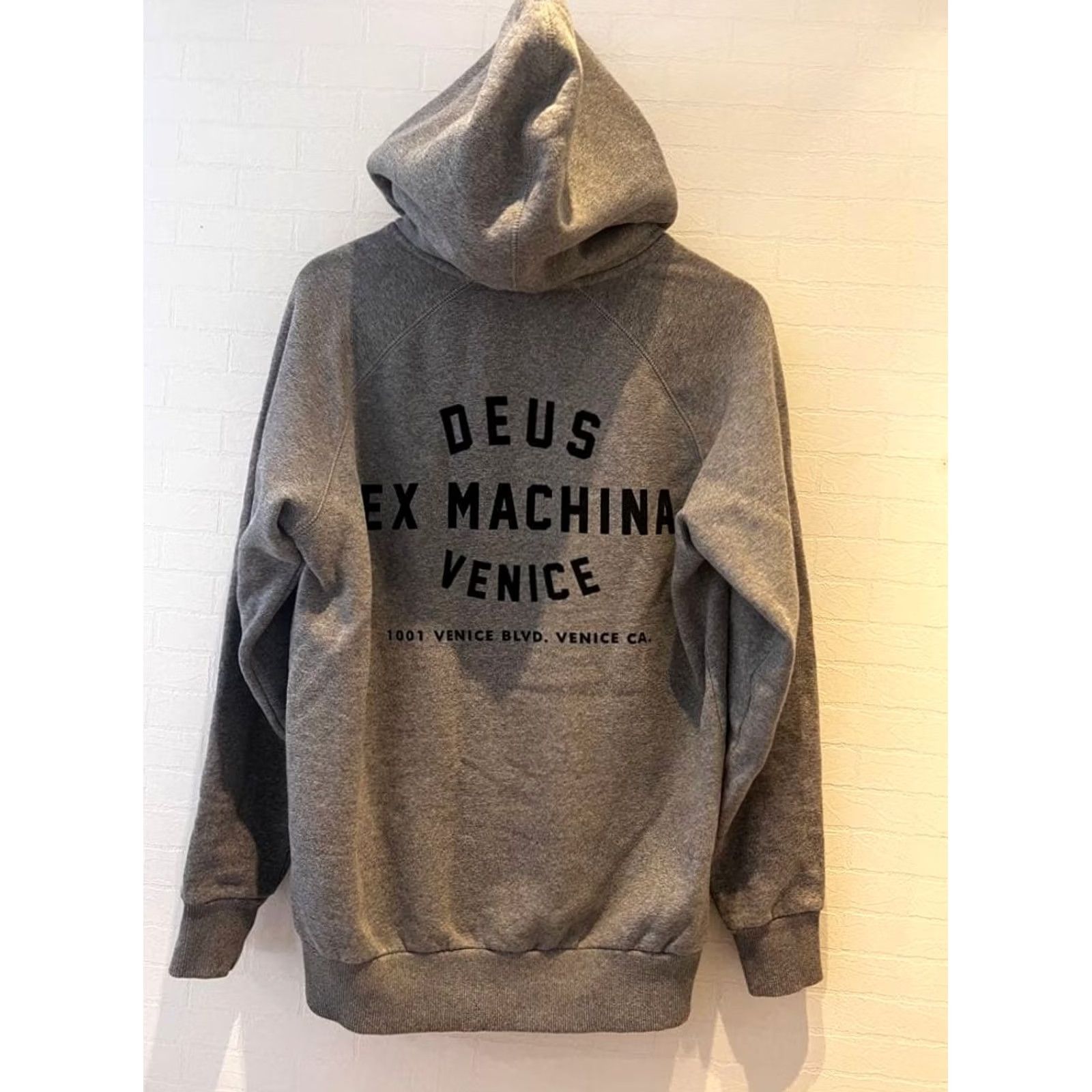 Deus Ex Machina VINTAGE? No. Size US XS / EU 42 / 0 - 2 Thumbnail
