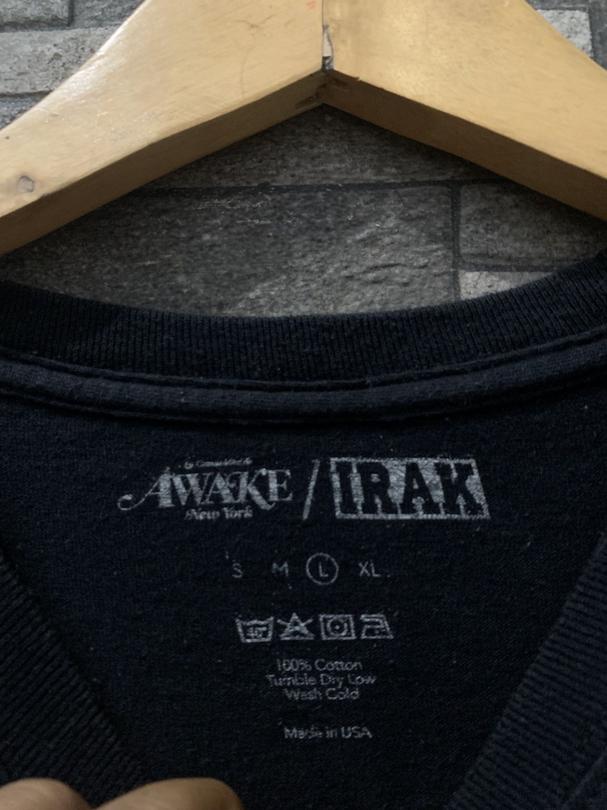 Awake NY × IRAK Awake NY x IRAK Size US L / EU 52-54 / 3 - 5 Thumbnail