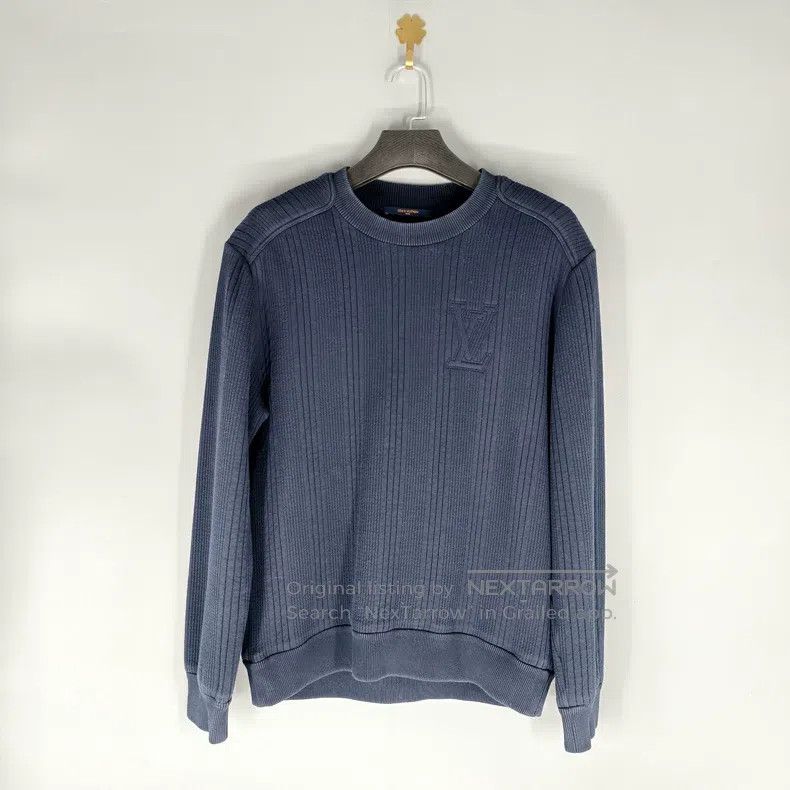 Louis Vuitton Louis Vuitton Dark monogram logo sweatshirt Size US XL / EU 56 / 4 - 1 Thumbnail
