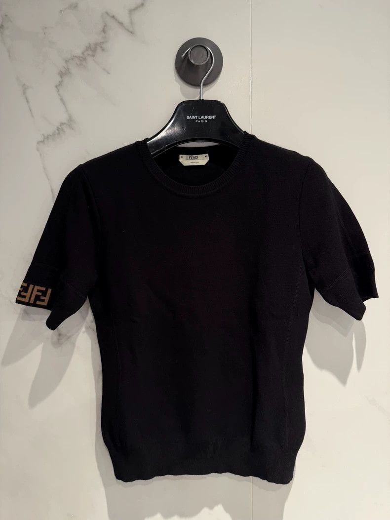 Fendi Fendi size 38 Black knitted short sleeves Size US XXS / EU 40 - 1 Thumbnail