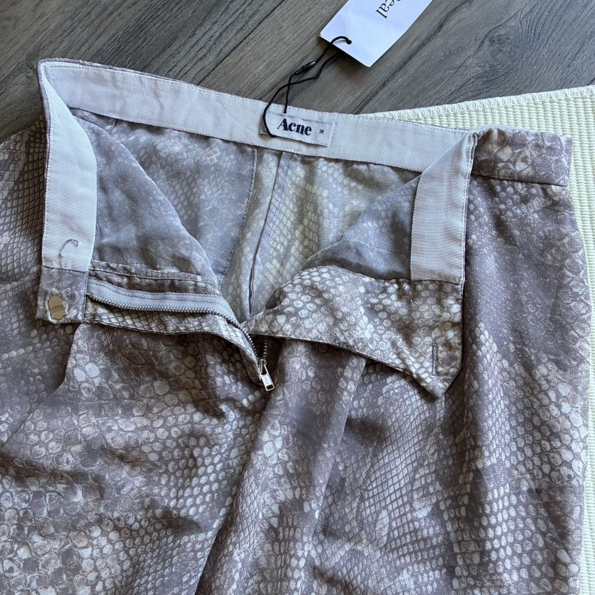 Acne Studios Acne Snake Chiffon Beige Python Print Pants Size 27" / US 4 / IT 40 - 6 Thumbnail