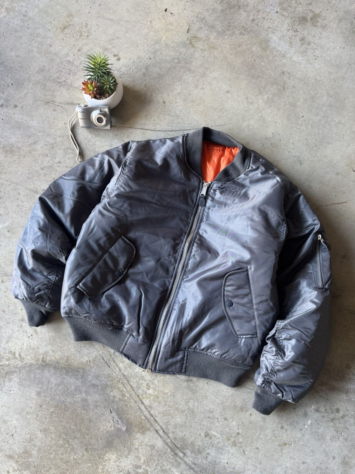Vintage Vintage Military Bomber Jacket Size US M / EU 48-50 / 2 - 1 Thumbnail
