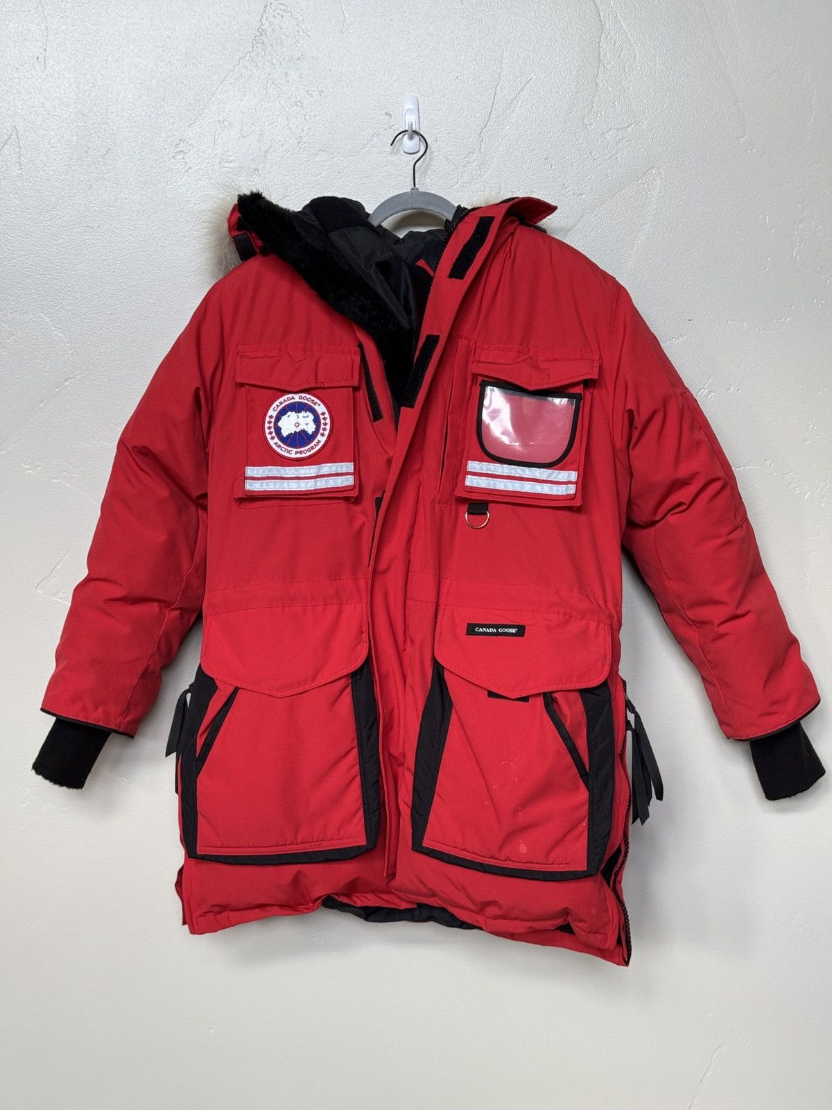 The snow mantra parka from canada goose sales