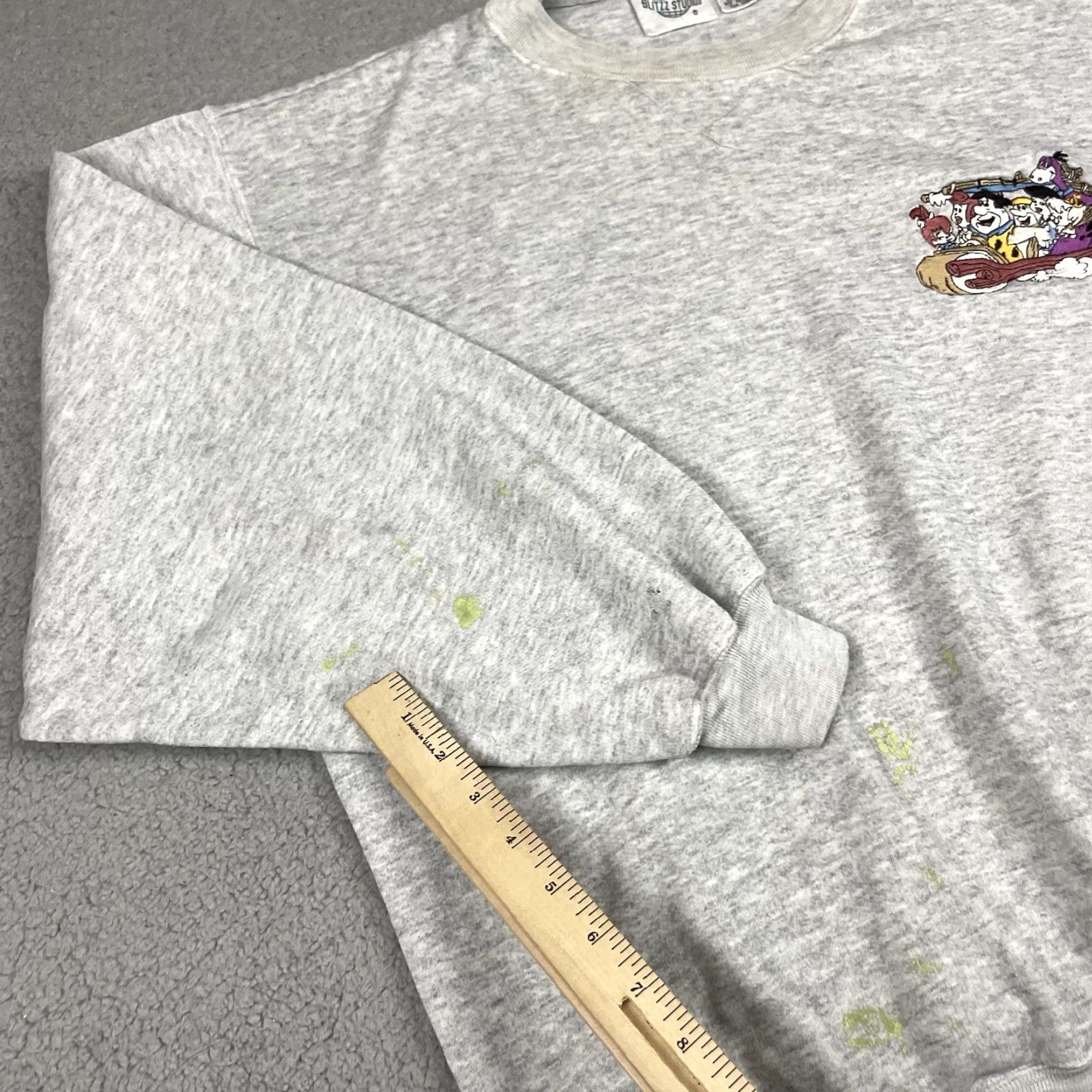 Vintage VINTAGE Flintstones Sweatshirt Adult XL Gray Embroidered Crew Neck Men 90s Pullover Distressed Blitzz Studios Size US XL / EU 56 / 4 - 7 Thumbnail