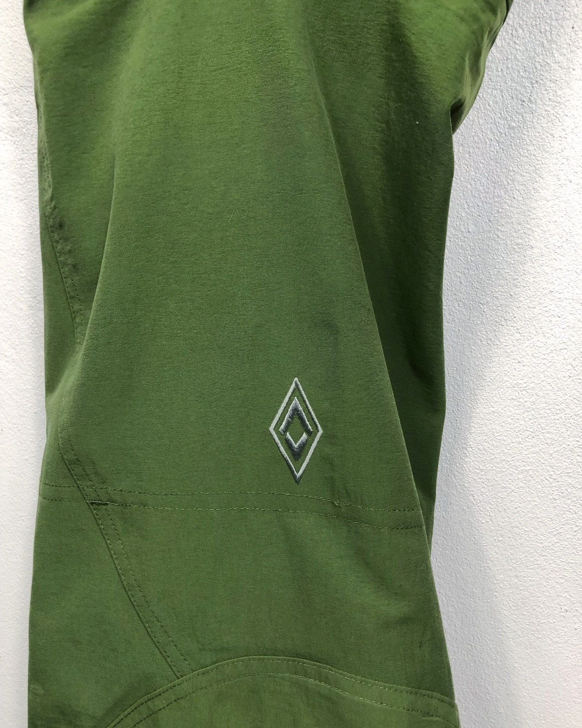 Burton Rare Burton Snowboards Ski Pants Size US 34 / EU 50 - 11 Thumbnail