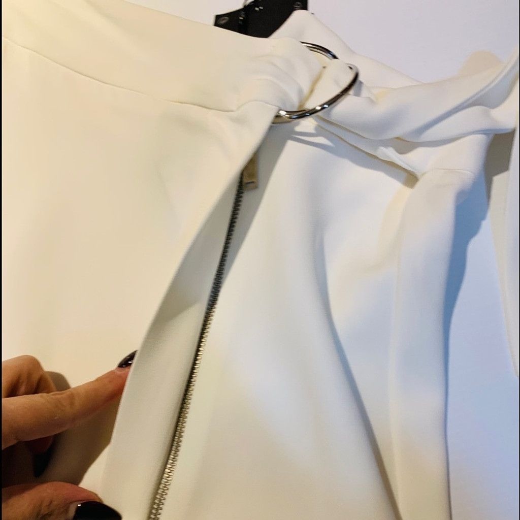 Zara Zara Woman BN white skirt Dize S with side slit Size 26" / US 2 / IT 38 - 5 Thumbnail