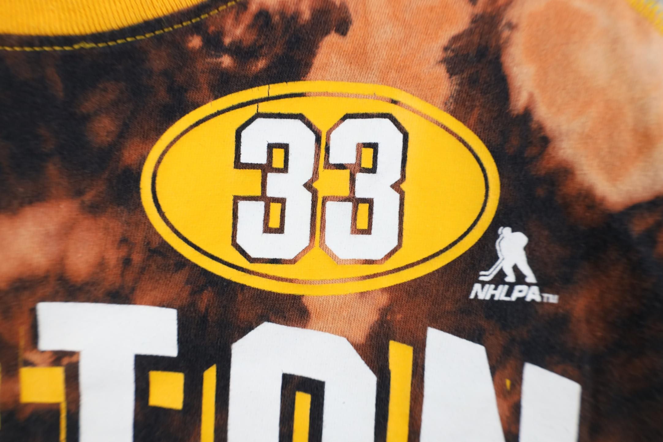 Vintage Vintage NHL Zdeno Chara Boston Bruins Hockey Raglan T-Shirt Size US XL / EU 56 / 4 - 5 Thumbnail