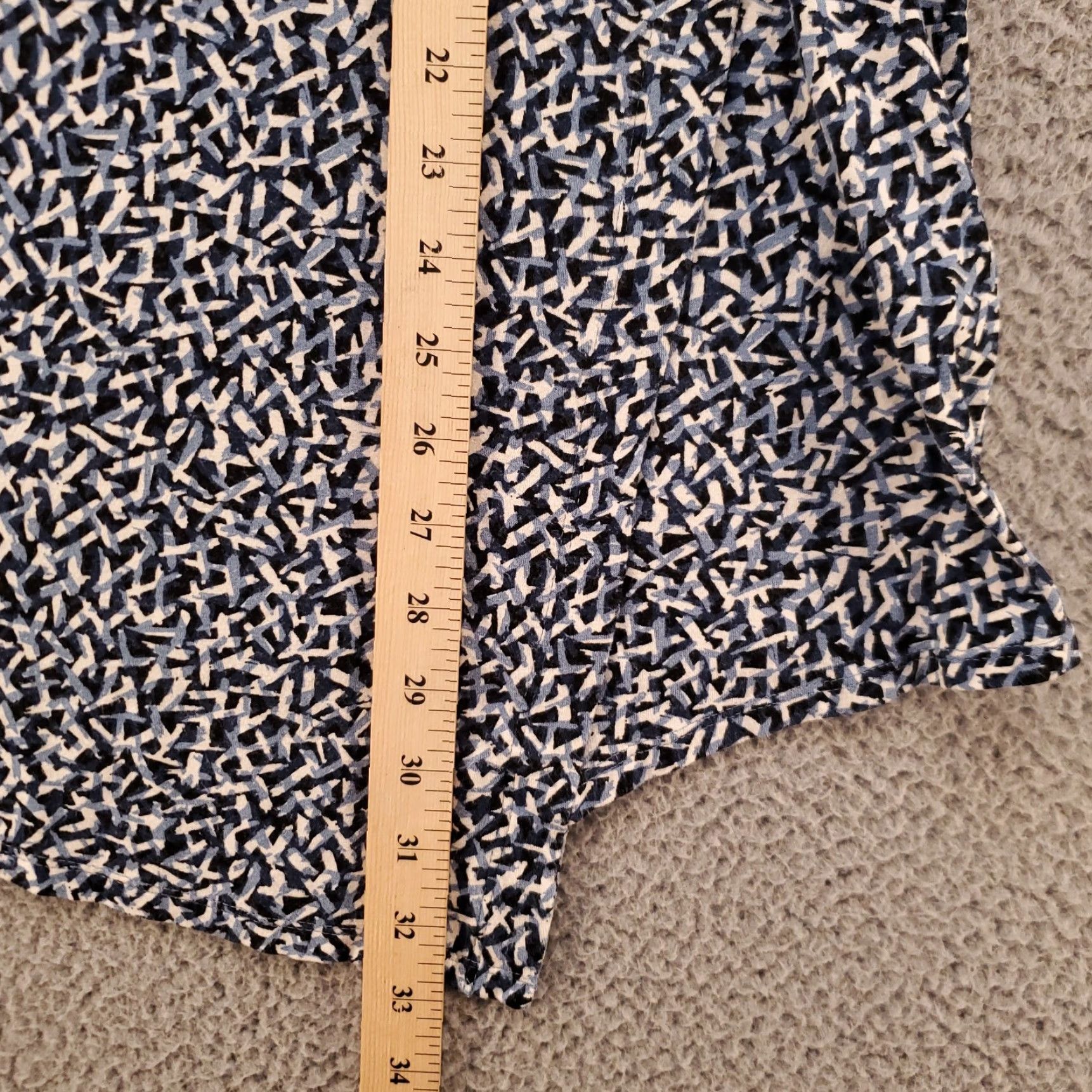 J. Jill VINTAGEJill Tunic Womens Size Medium Geometric Pattern Asymmetric Bottom Hem Size 32" / US 10 / IT 46 - 4 Thumbnail