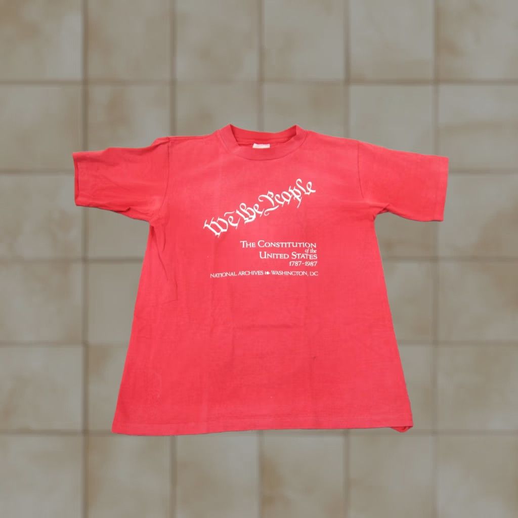 Vintage VINTAGE Constitution Shirt Mens Large Red USA 80s We The People Size US L / EU 52-54 / 3 - 1 Thumbnail