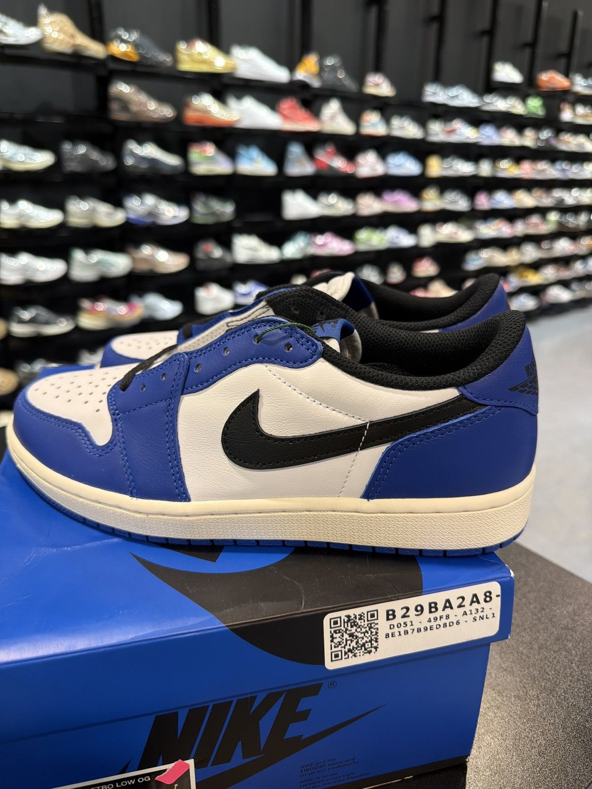 Jordan Brand Jordan 1 Low Royal Toe Size-8.5 Brand New OG All Qucik Ship Size US 8.5 / EU 41-42 - 5 Thumbnail