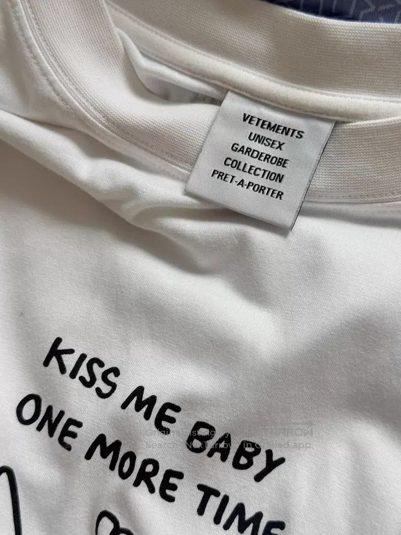 Vetements VETEMENTS Rabbit Slogan Short Sleeve Size US S / EU 44-46 / 1 - 3 Thumbnail