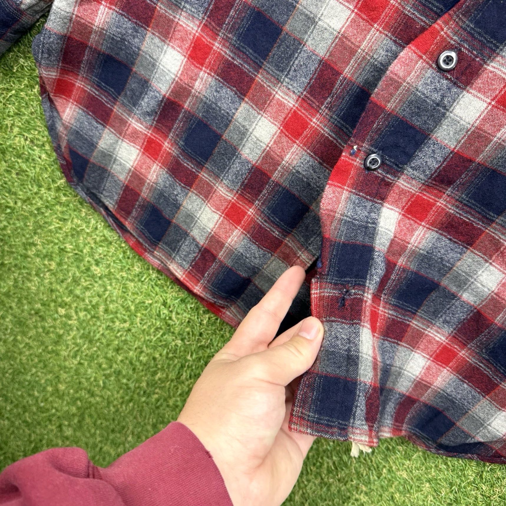 Pendleton VINTAGE Pendleton Wool Flannel Mens Large USA Made Plaid 90s Hiking Outdoor Button-Up Shirt Size US L / EU 52-54 / 3 - 5 Thumbnail