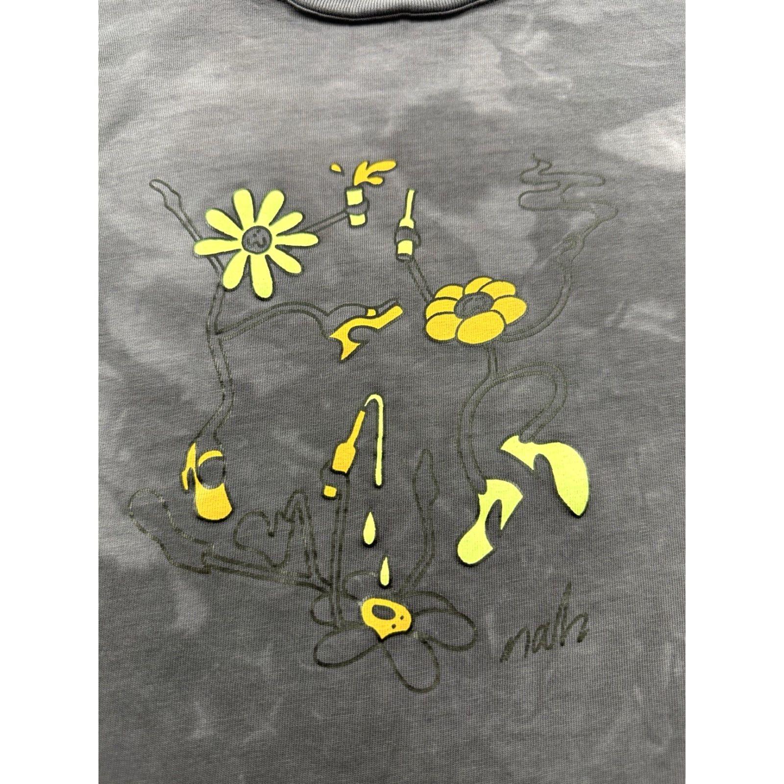 Vintage NAH Designer Skate T-Shirt Mens Small Gray Flower Print Crew Neck Short Sleeve Size US S / EU 44-46 / 1 - 2 Thumbnail