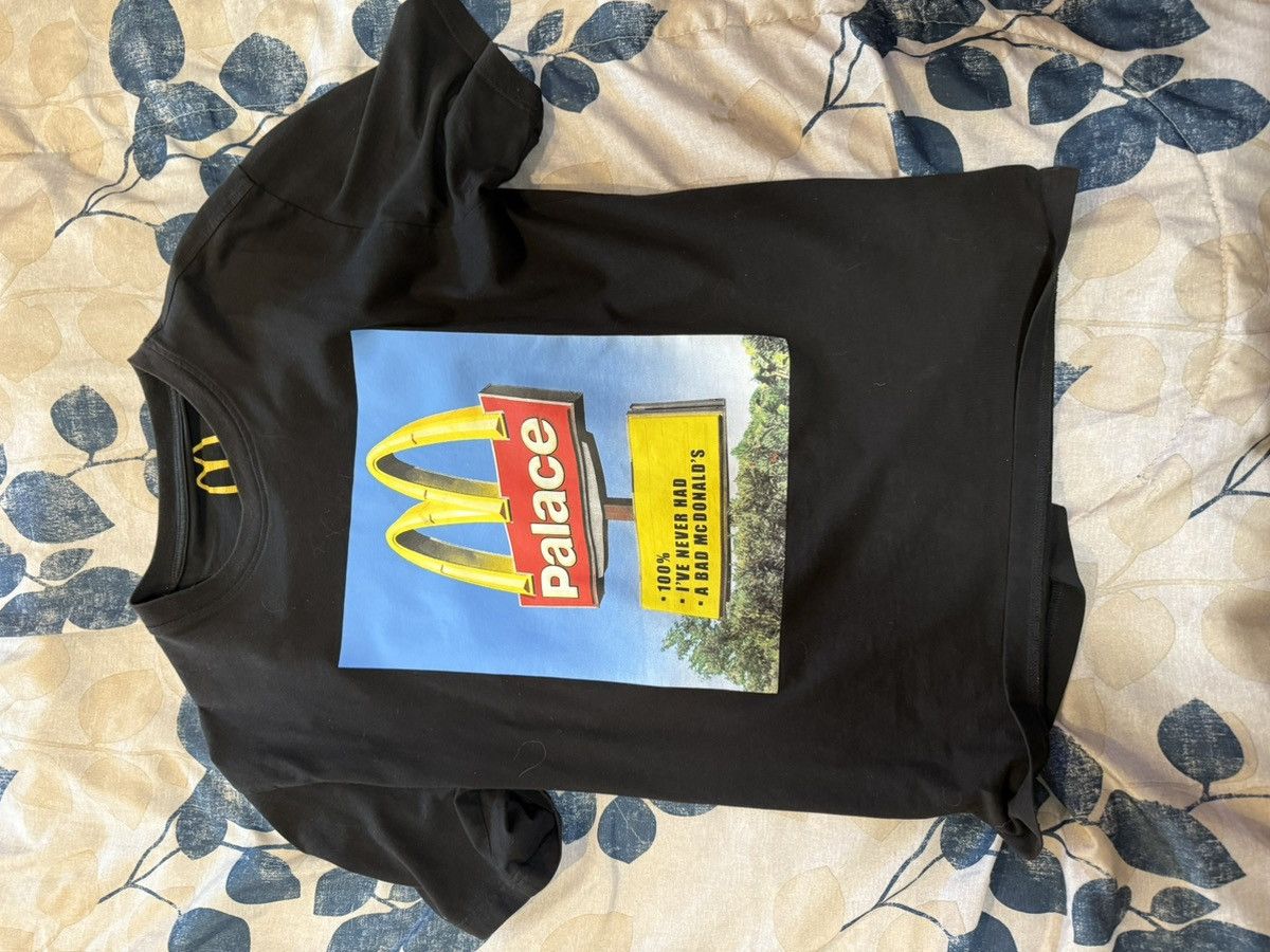 Palace Palace x McDonalds “100% I’VE NEVER HAD A BAD MCDONALDS Size US L / EU 52-54 / 3 - 2 Thumbnail
