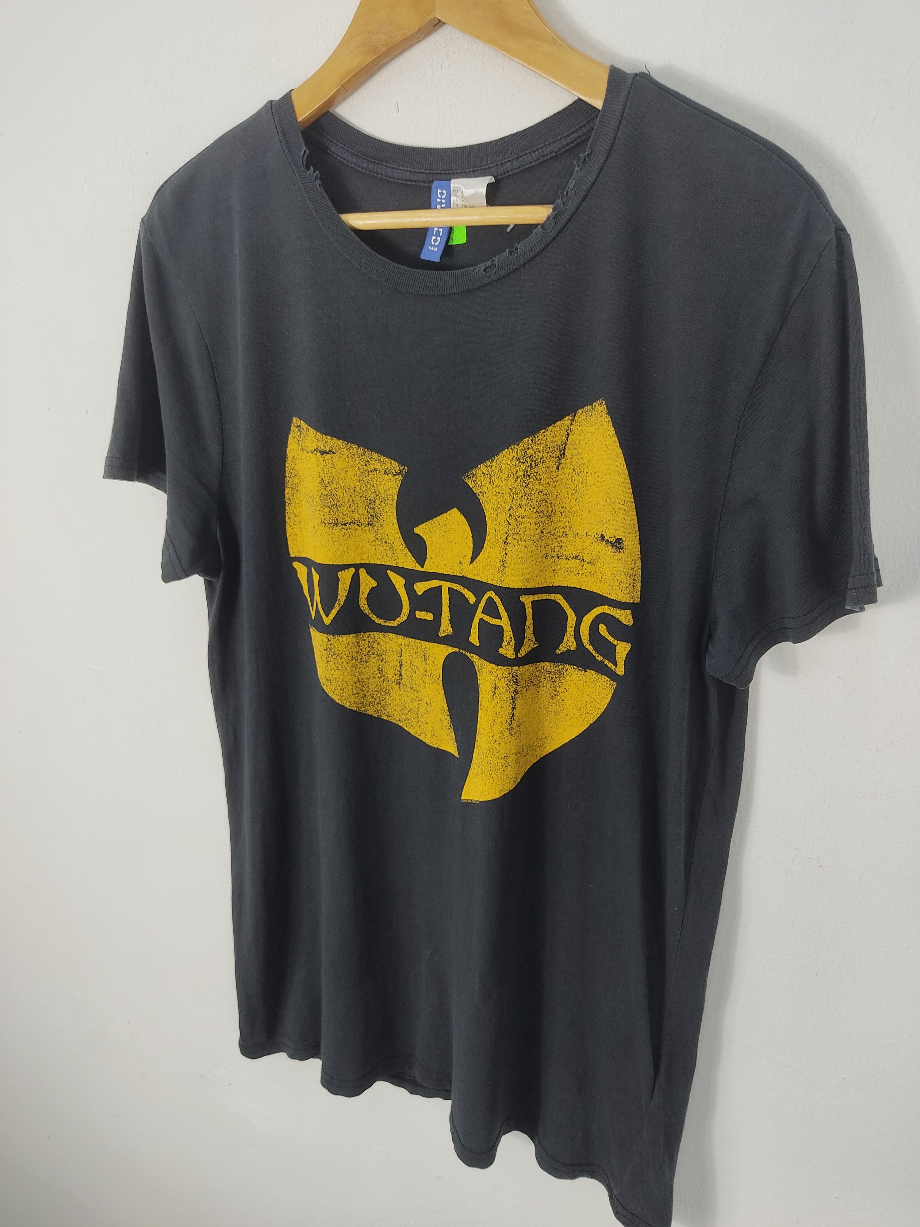 Rap Tees Wu-Tang Clan Distress Design By H&M Rap T-Shirt Size US S / EU 44-46 / 1 - 2 Thumbnail