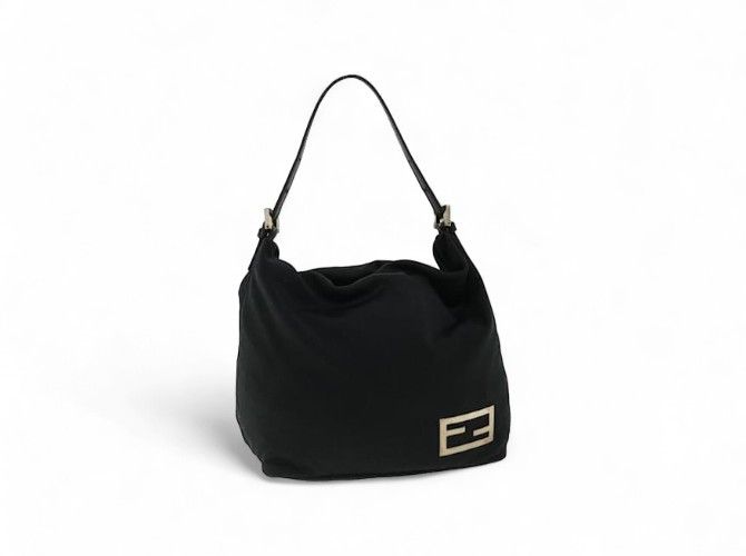 Fendi Fendi - Mamma Bucket Handbag Shoulder Bag Black Size ONE SIZE - 1 Thumbnail
