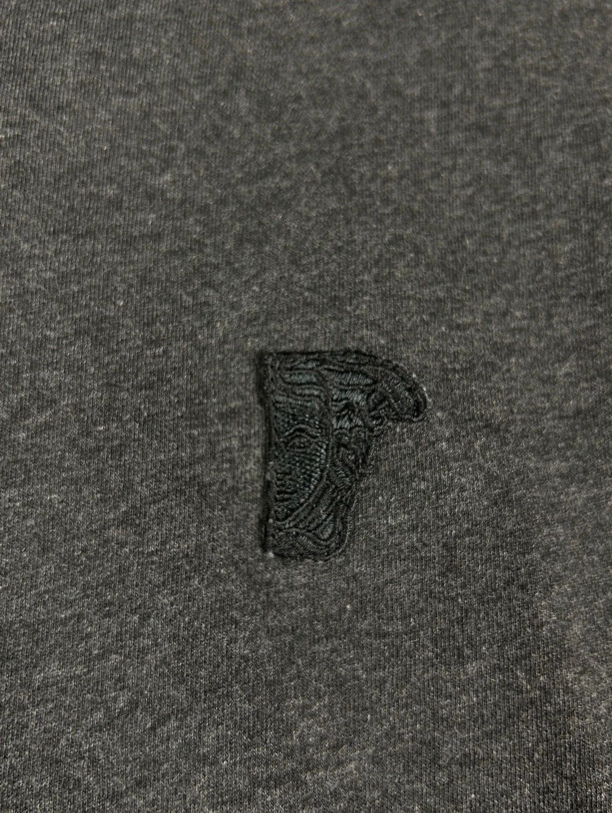 Versace Versace Gray T-Shirt Minimal Logo Tee Size S Size US S / EU 44-46 / 1 - 3 Thumbnail