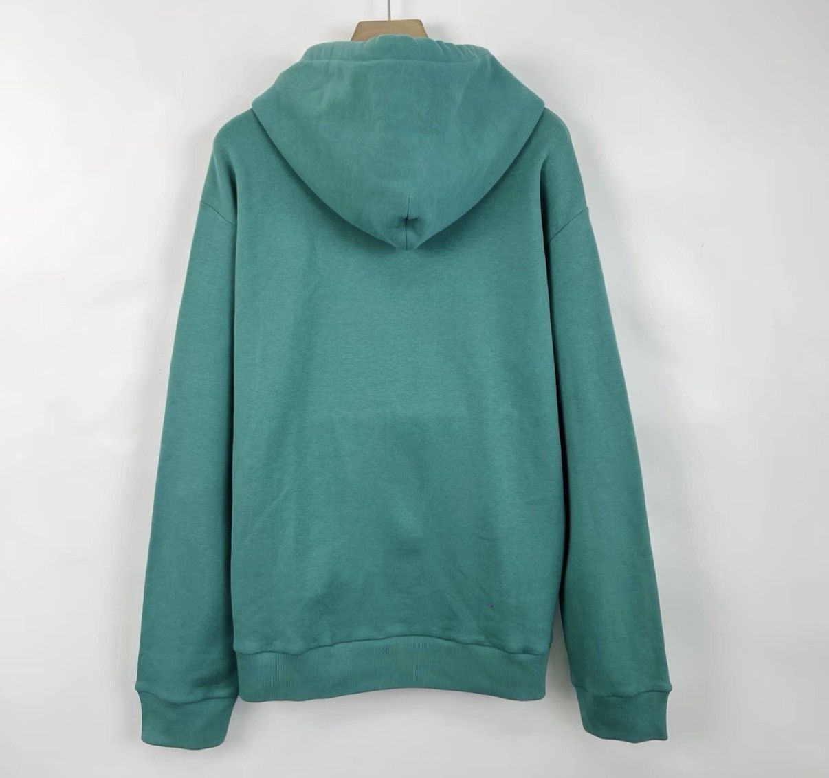 Louis Vuitton LOUIS VUITTON / Pin Logo Embroidered Hoodie K12 Size US XXL / EU 58 / 5 - 2 Thumbnail