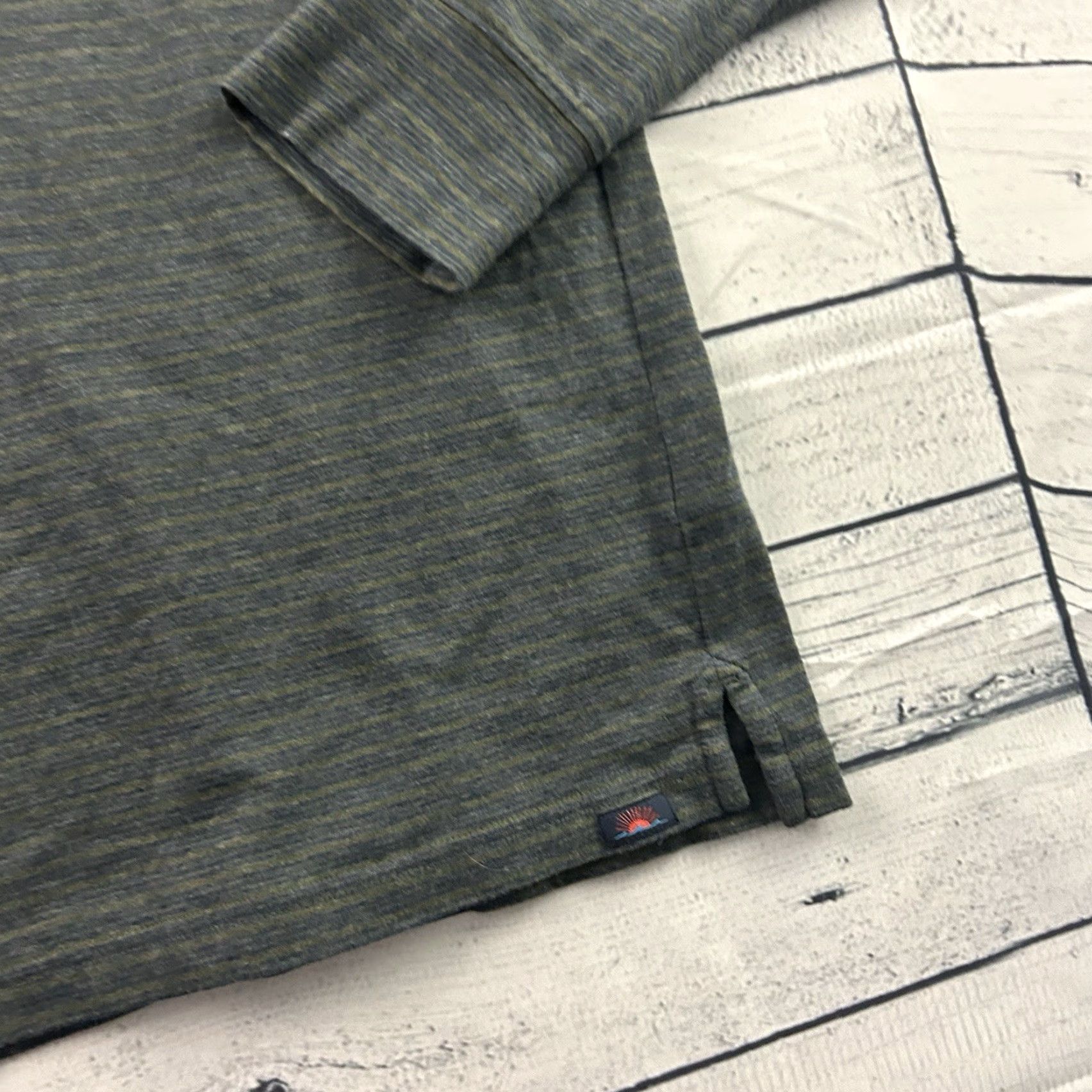 Faherty Faherty Shirt Button-Up Long Sleeve Men's XL Gray Striped Casual Vintage No Size US XL / EU 56 / 4 - 2 Thumbnail