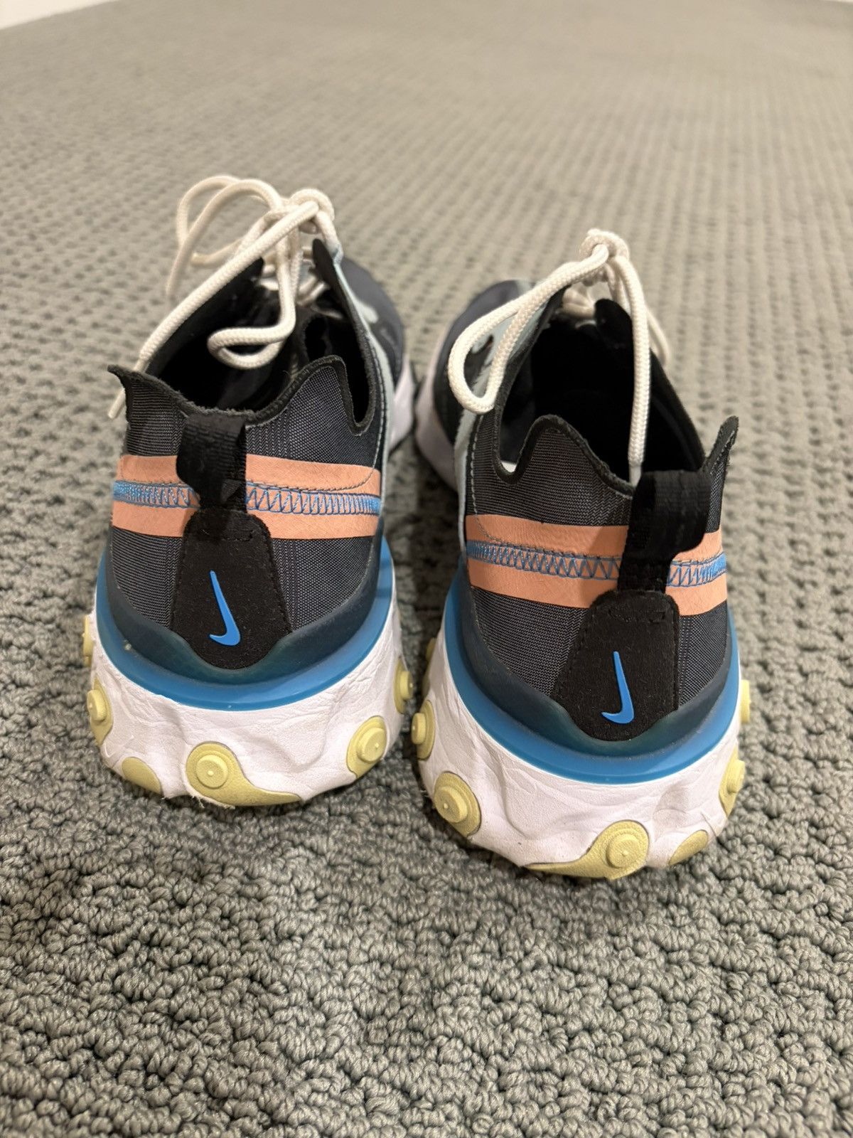 Nike Nike React featherweight sneakers. Excellent Size US 10.5 / EU 43-44 - 3 Thumbnail