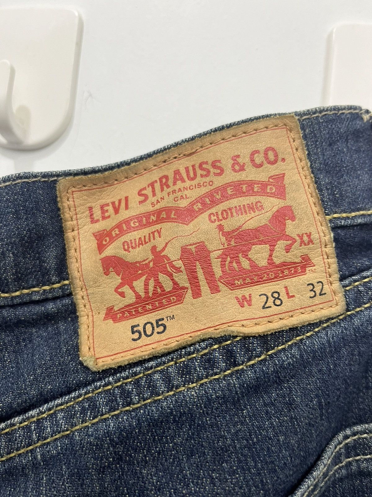 Levi's Dark Blue Denim Levi’s Strauss Co 505 Size US 32 / EU 48 - 7 Thumbnail