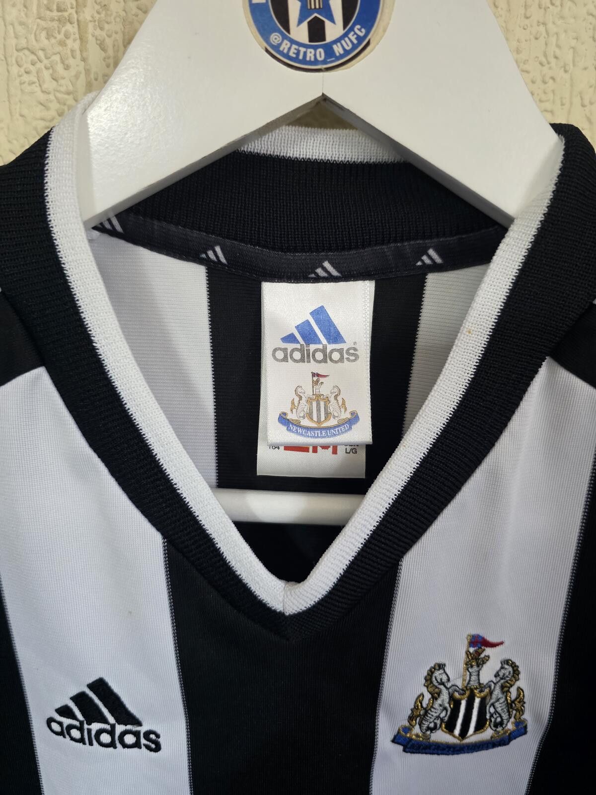 Other Newcastle United 2001/03 Adidas Home Shirt - Youths Size US XS / EU 42 / 0 - 3 Thumbnail