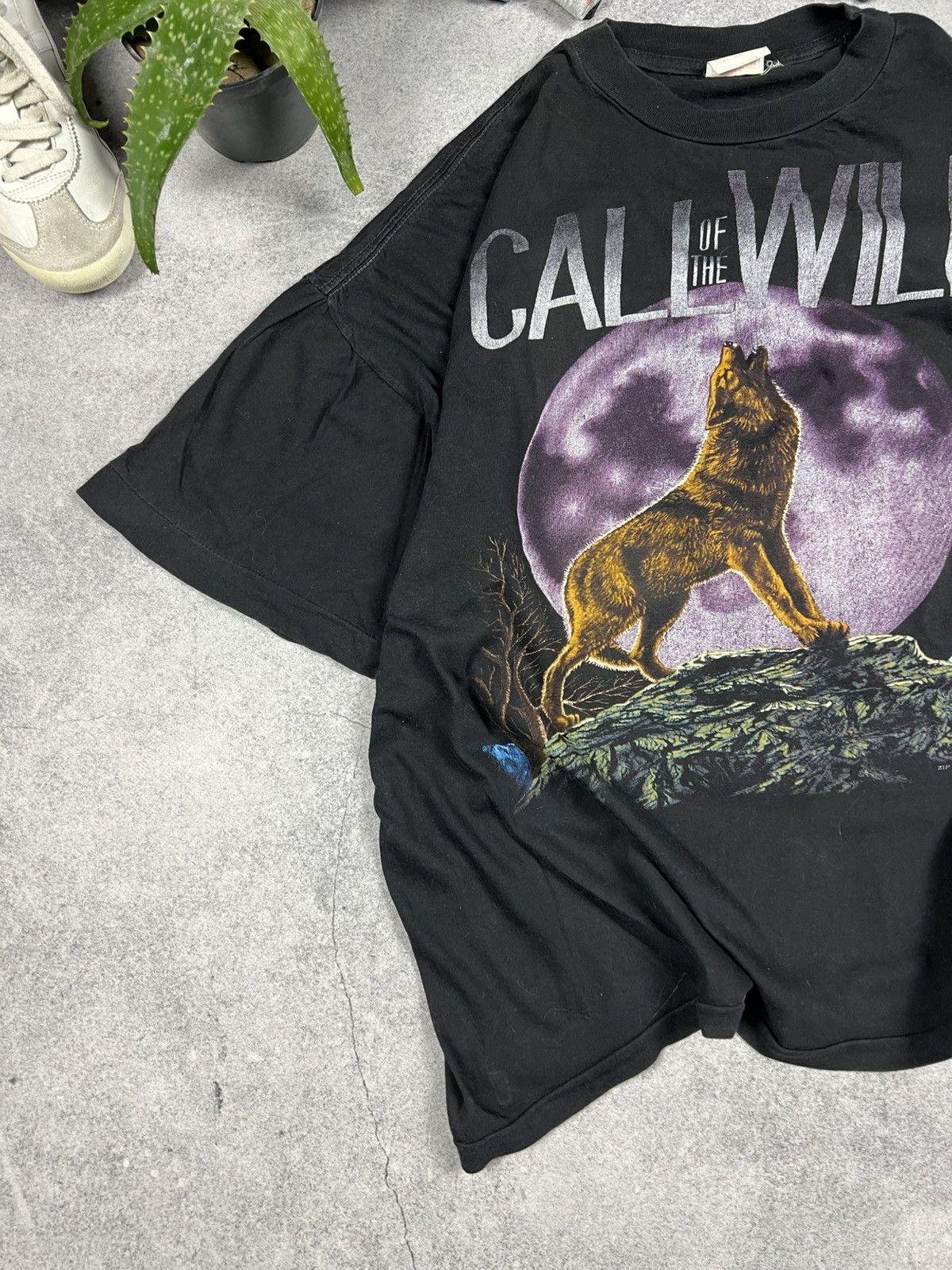 Vintage Vintage Call Of The Wild Faded Nature Wolf Moon Y2K Tee Size US XL / EU 56 / 4 - 2 Thumbnail
