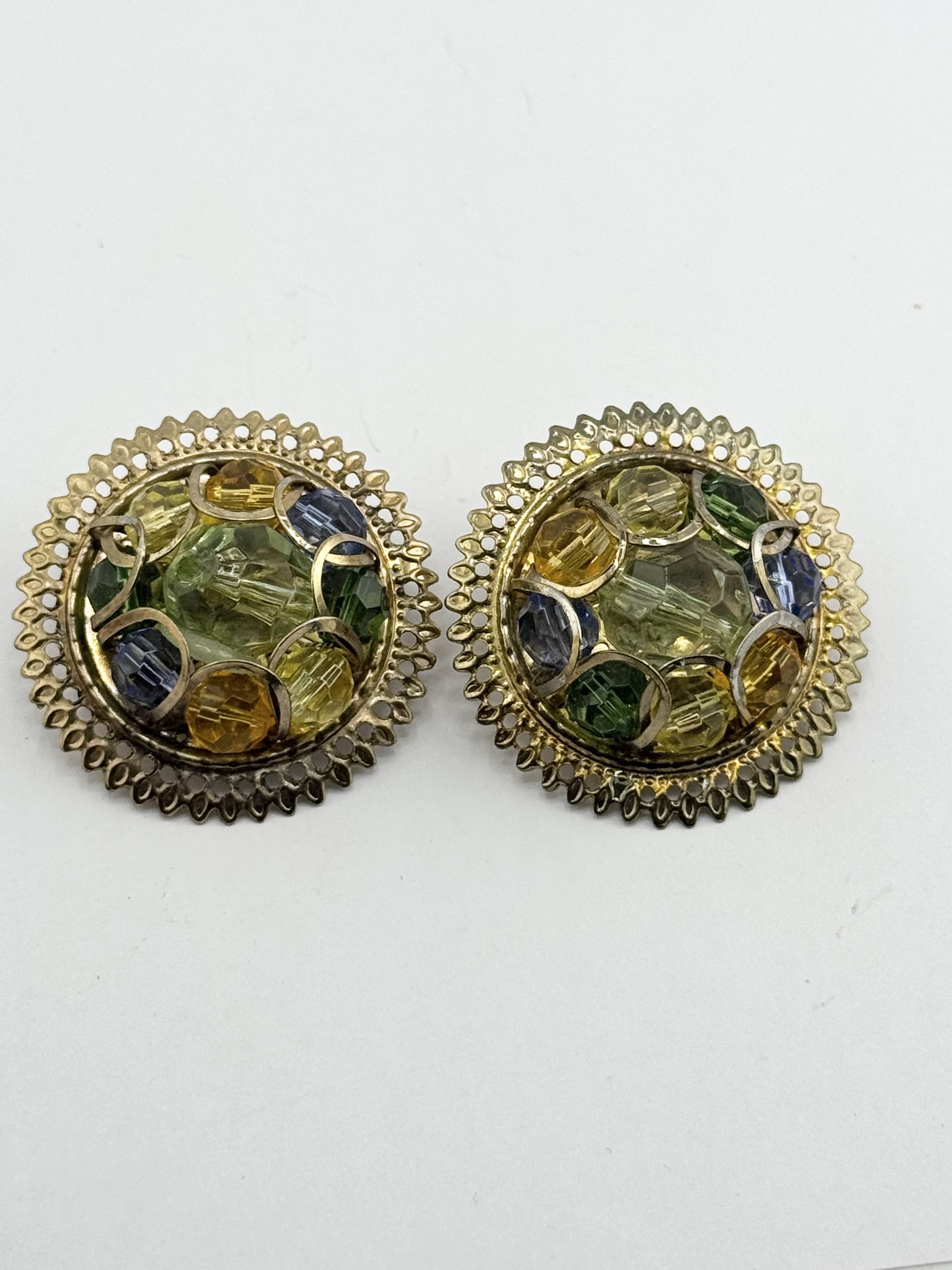 Vintage Vintage acrylic beaded large circle earrings Size ONE SIZE - 2 Thumbnail