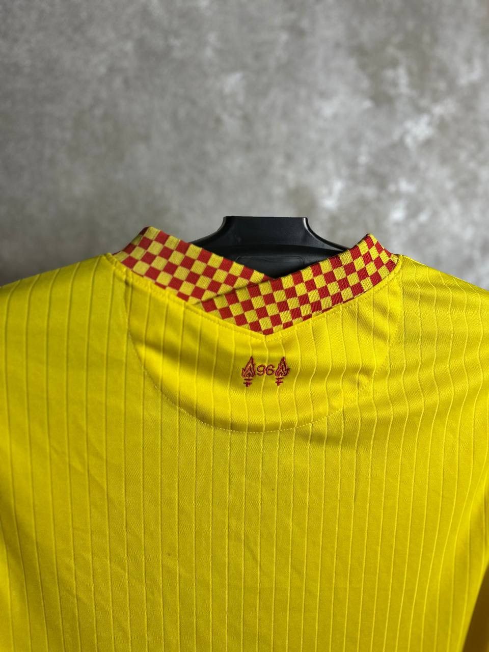 Nike NIKE LIVERPOOL 2021/2022 THIRD FOOTBALL SHIRT SOCCER JERSEY Size US M / EU 48-50 / 2 - 8 Thumbnail