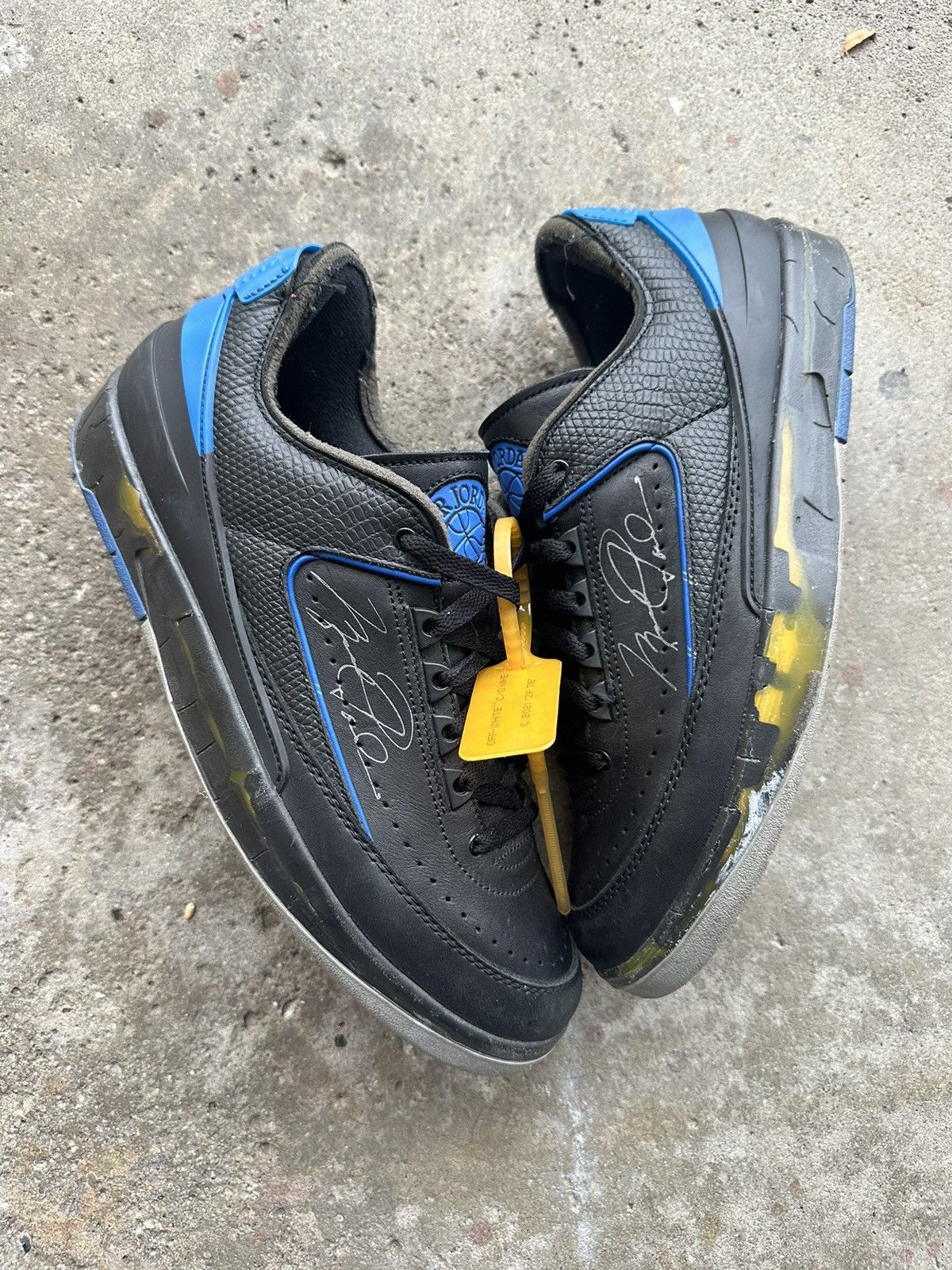 Jordan Brand × Off-White Nike Off-White Air Jordan 2 Low Black Varsity Royal size 10 Size US 10 / EU 43 - 1 Thumbnail