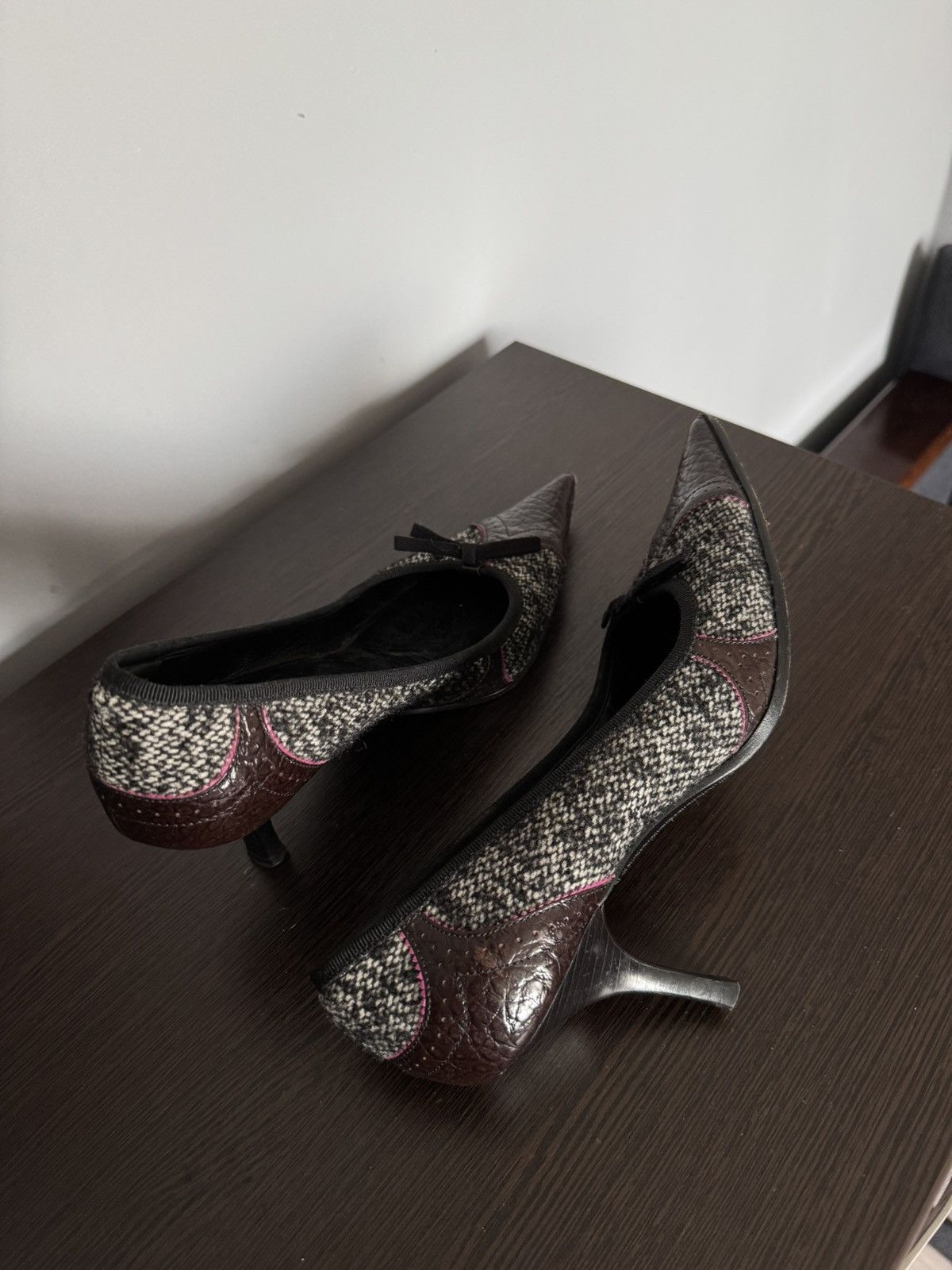 Harris Tweed × Prada Prada Milano tweed and leather heels 38 Size US 8 / IT 38 - 1 Thumbnail