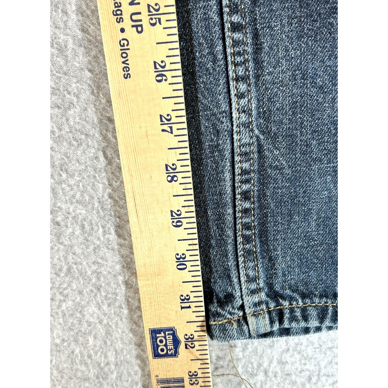Levi's Levi's 514 Jeans Mens 32x32 Straight Regular Fit Medium Wash Blue Denim Distressed Pockets Regular Mens 32 Blue Size US 32 / EU 48 - 6 Thumbnail